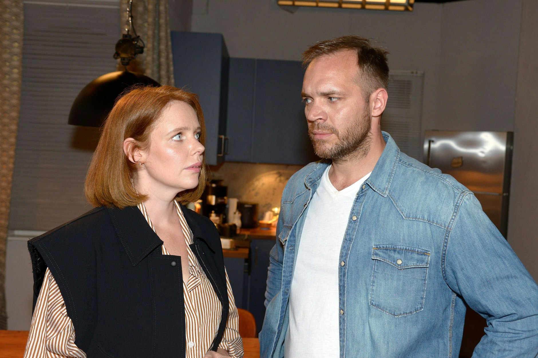 Toni und Erik haben nach der Trennung ihre Probleme miteinander.