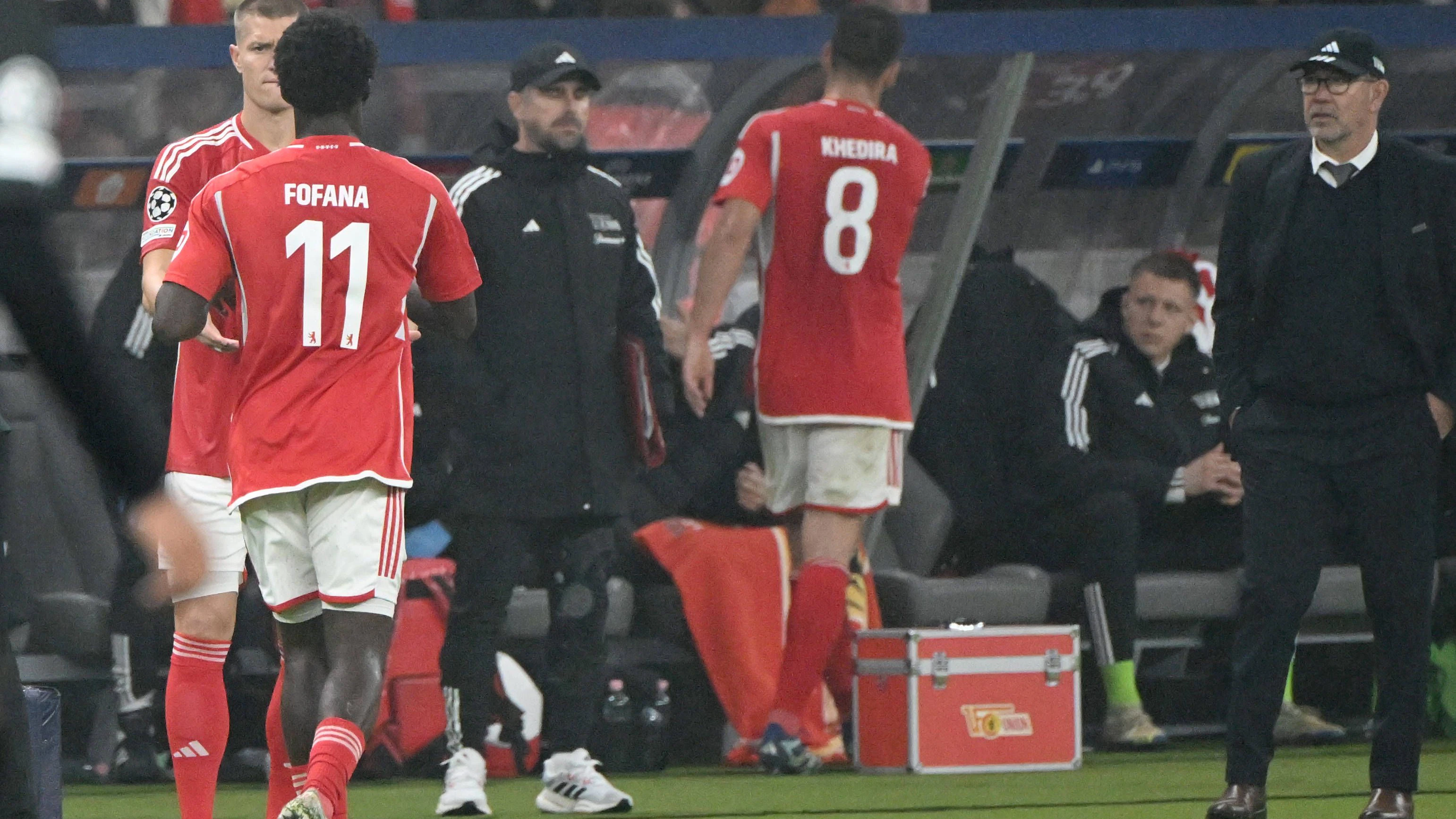 David Fofana klatschte bei seiner Auswechslung nur mit Stürmer Kevin Beherens ab, an Trainer Urs Fischer ging er so vorbei.