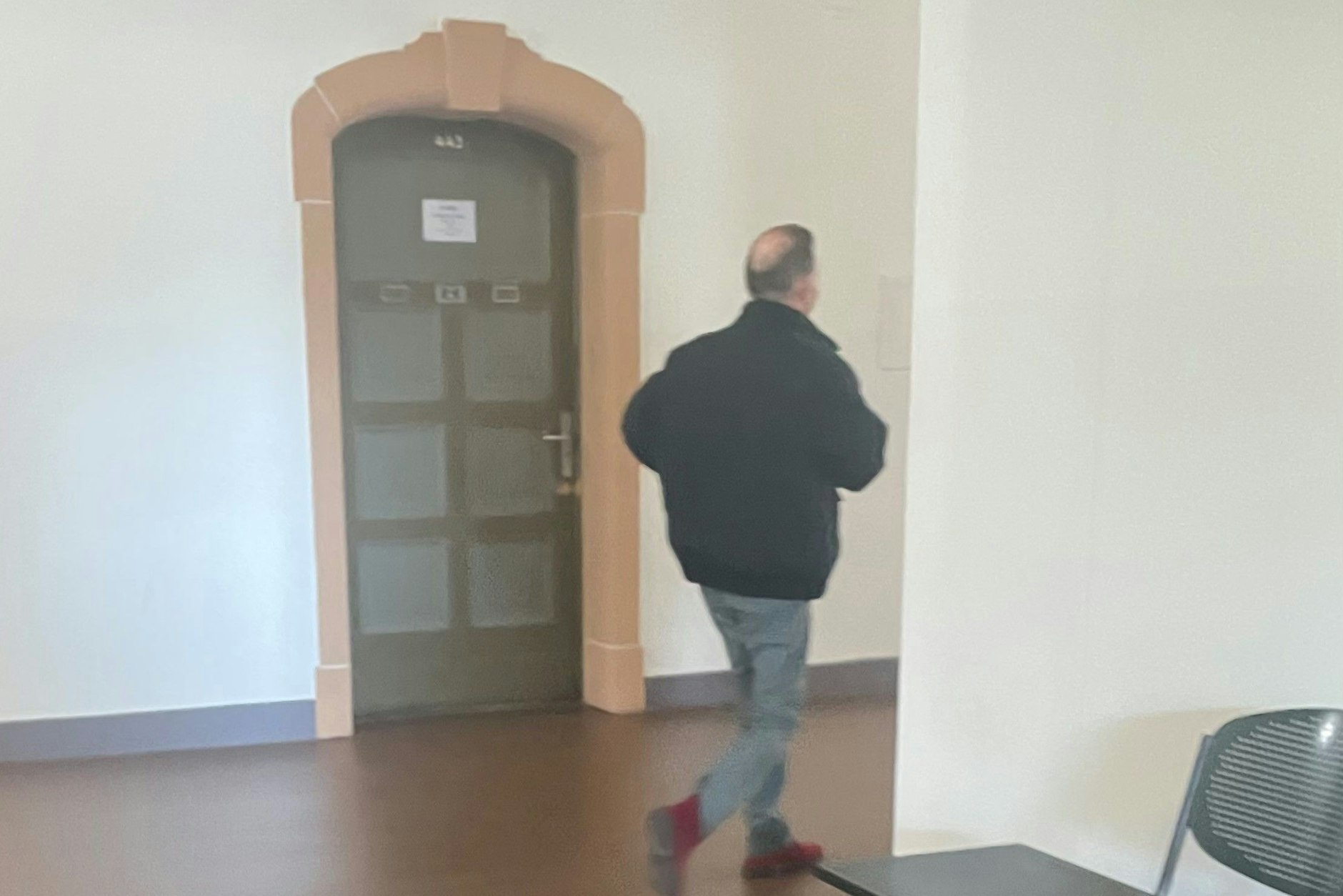 Der Ex-Flugbegleiter im Berliner Gerichtsgebäude. Er wurde am Freitag verurteilt.