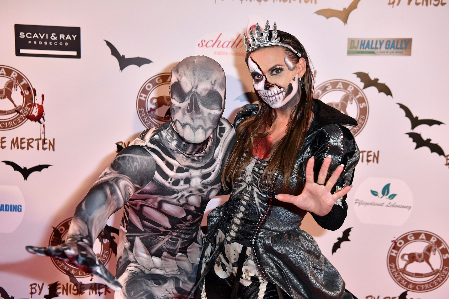 Henning und Denise Merten luden zur Halloween-Party ein.