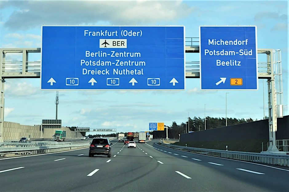Auf der A10 wird es am Samstag Sperrungen geben.