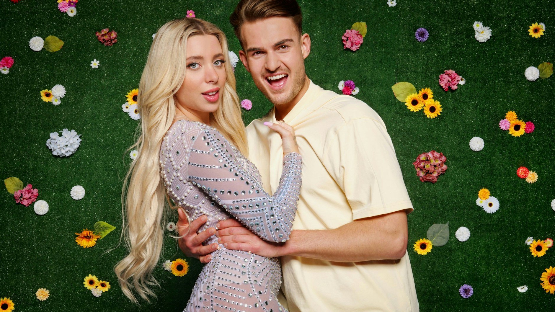 Walentina Doronina und Can Kaplan sagten ihre Teilnahme an der Party wegen Cans Boxkampf ab.