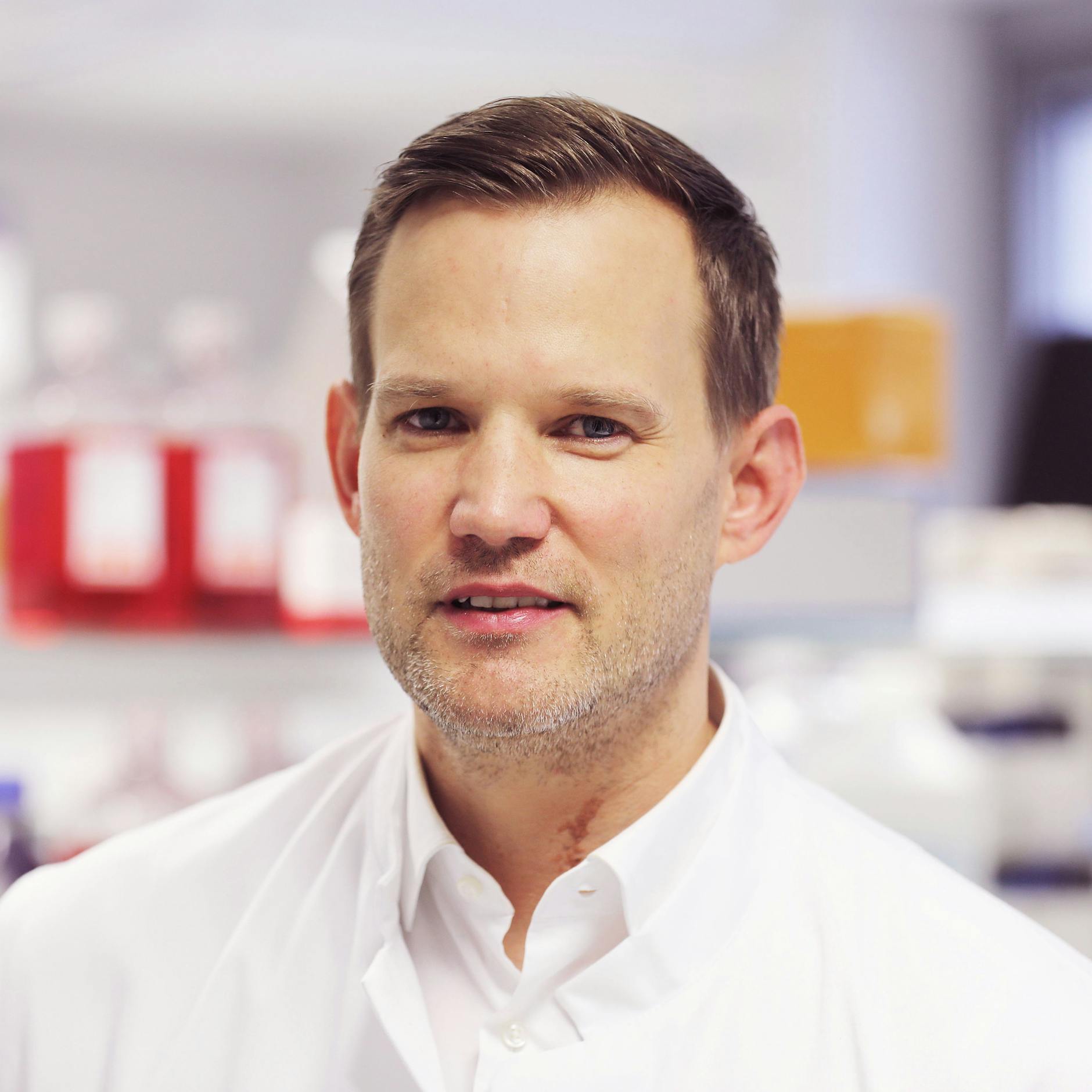 Image - Virologe Hendrik Streeck: Karl Lauterbach hat einen Fehler gemacht, die Impfung als nebenwirkungsfrei zu bezeichnen