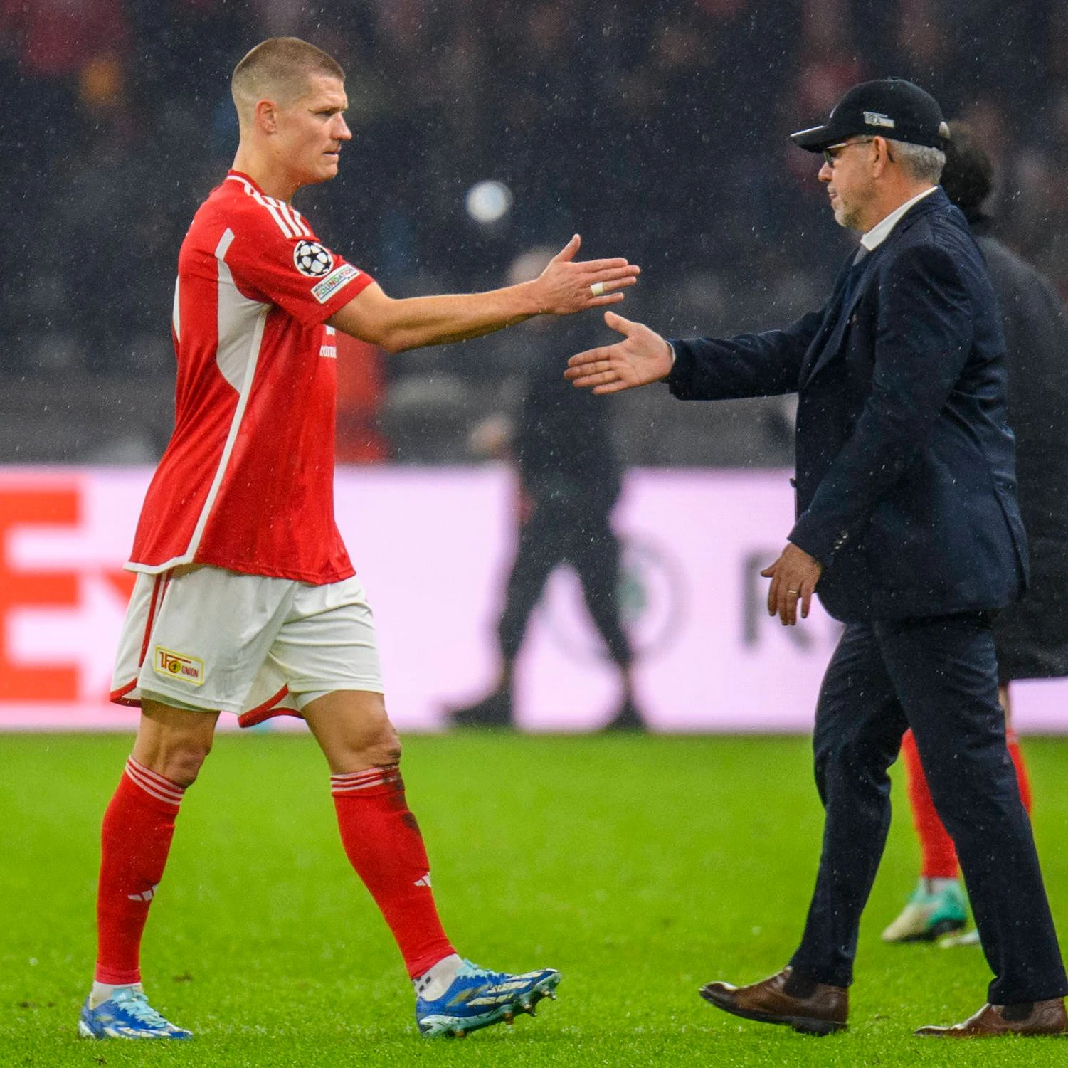 Unions Stürmer Kevin Behrens und Trainer Urs Fischer nach dem 0:1 gegen den SSC Neapel
