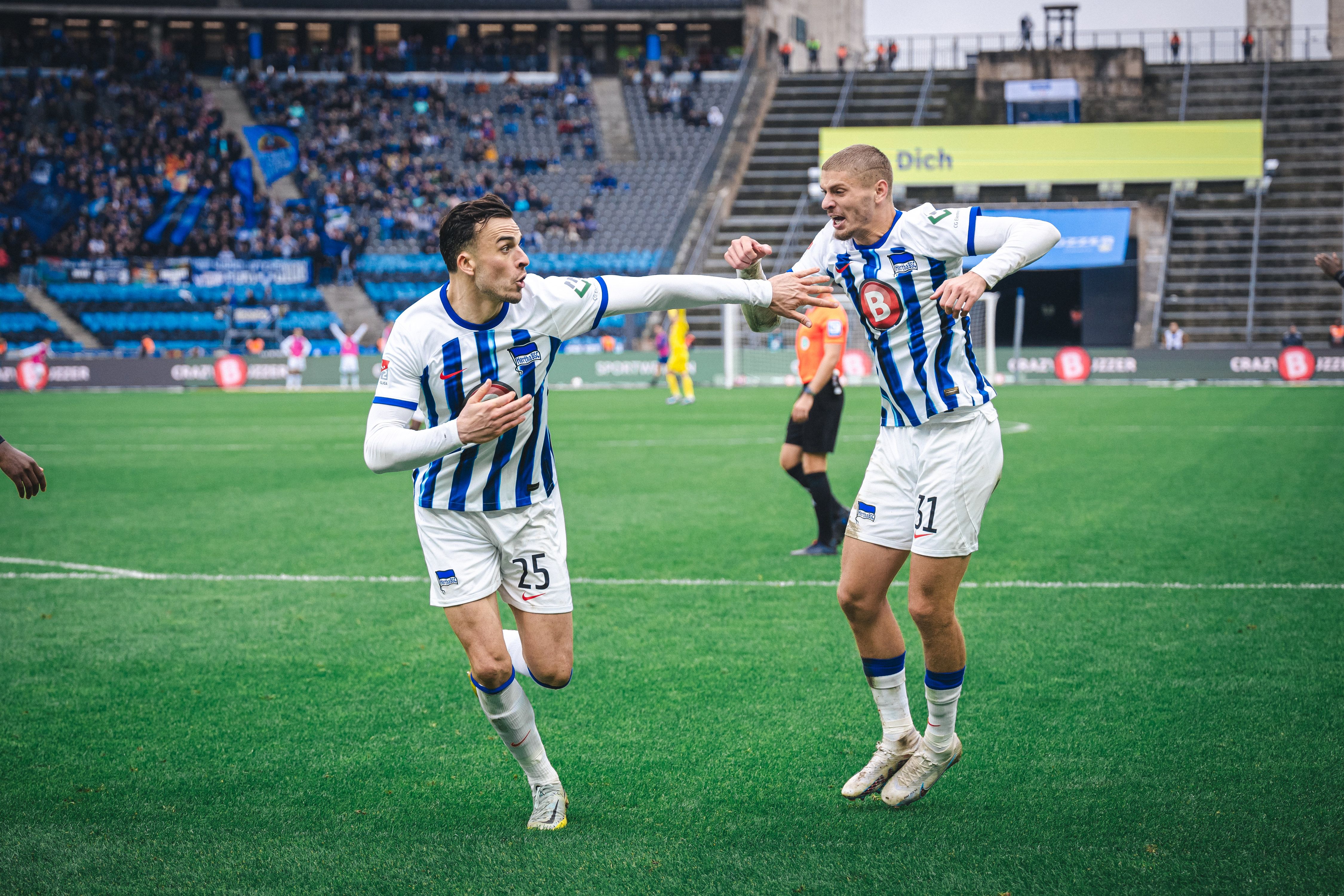 Haris Tabakovic Schießt Hertha BSC Zum Heimsieg Gegen Den SC Paderborn