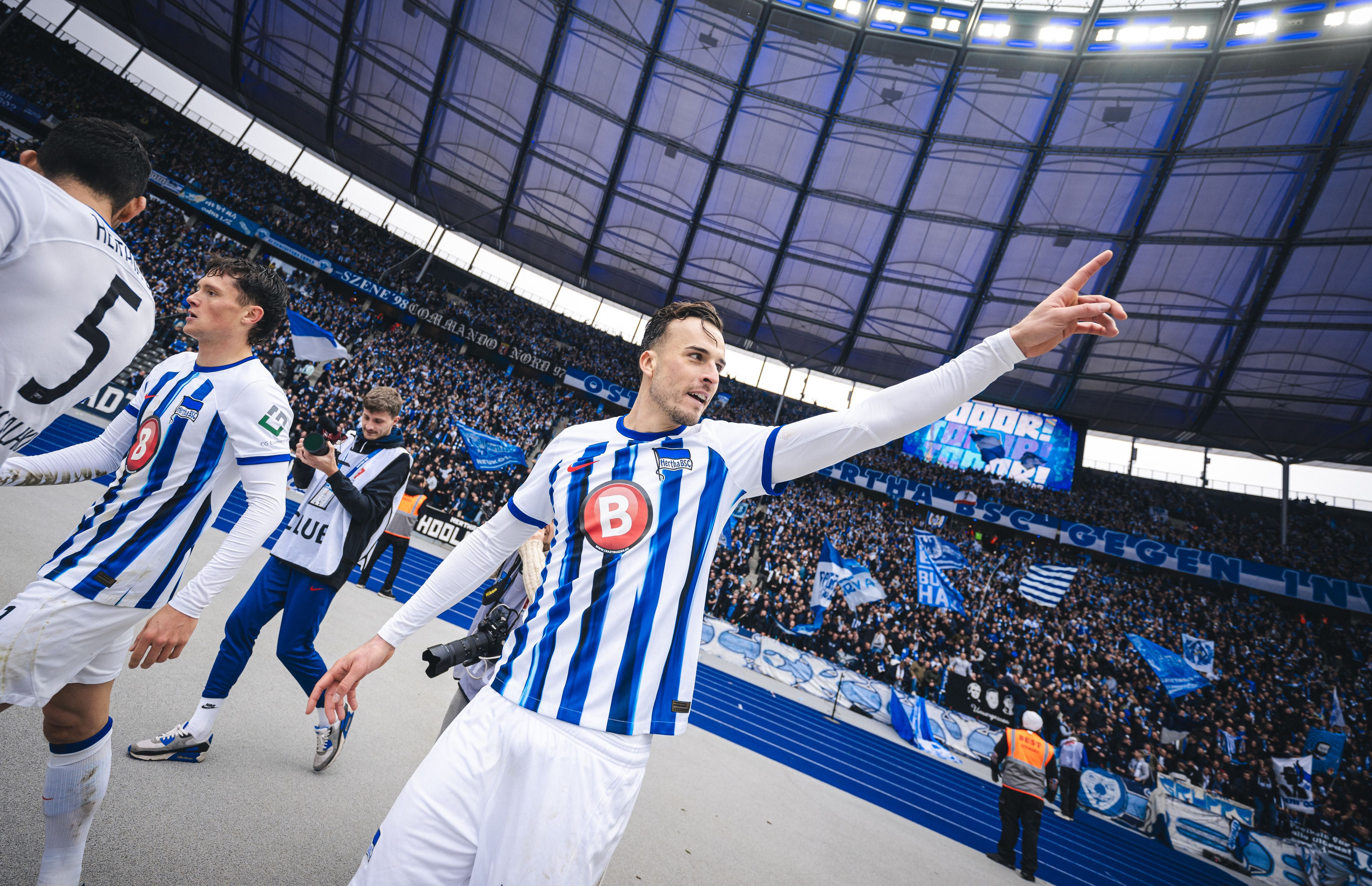 Image - Hertha BSC siegt 3:1! Fluppe zündet doppeltes Torfeuer gegen Paderborn