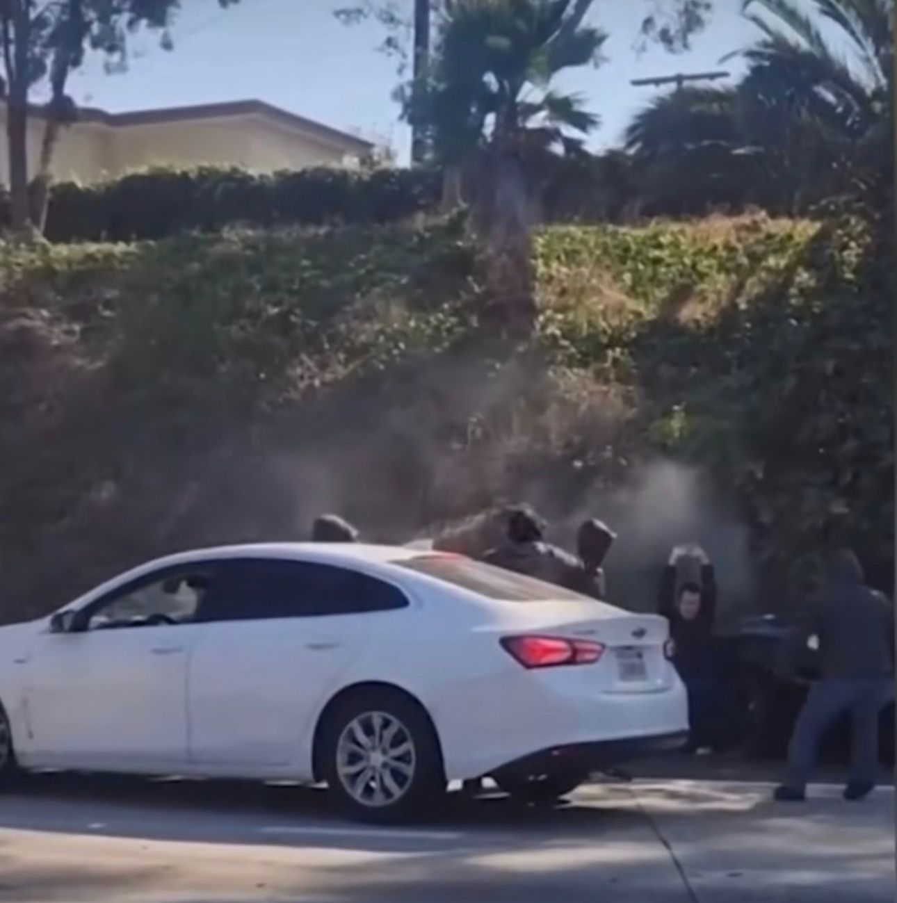 Image - Überfall auf Autobahn: Transporter rammt Auto und raubt Fahrer aus +++ mit Video!