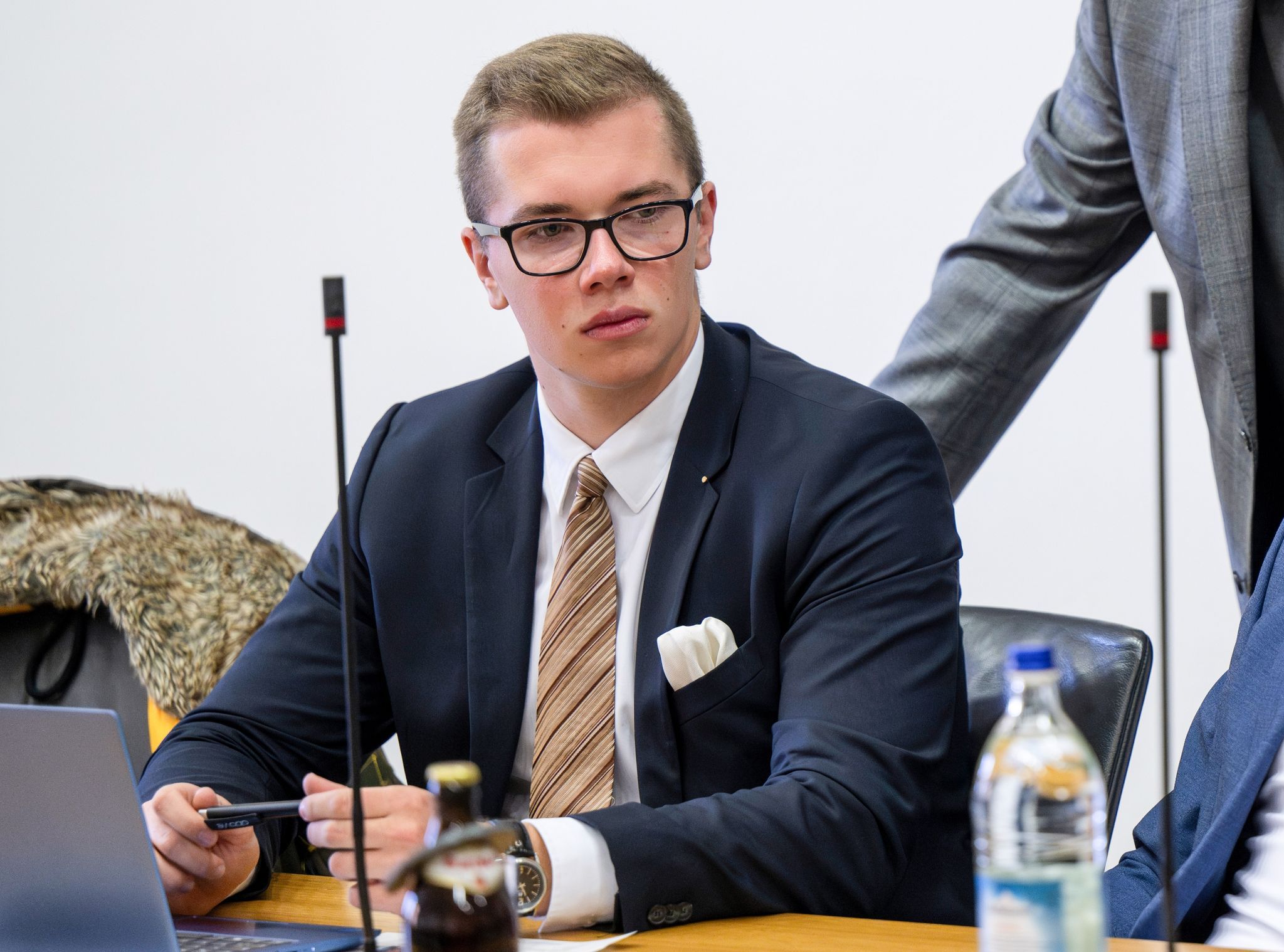 Image - AfD-Politiker wird wegen Hetze festgenommen – und muss nicht in U-Haft