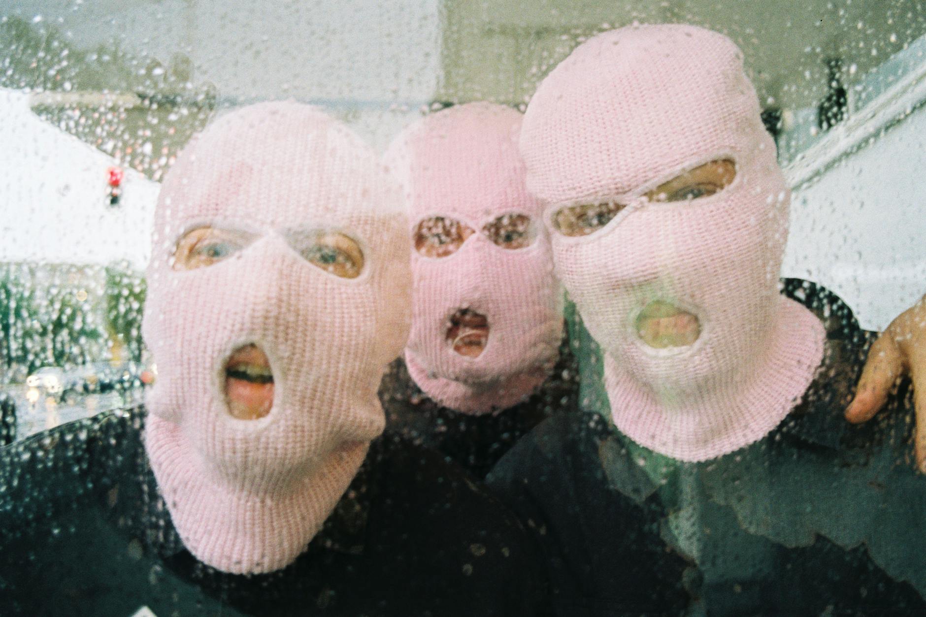 PA69, an der Bushalte Hohenstaufenstraße in Schöneberg