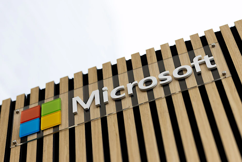 ARCHIV - Microsoft meldete für das vergangene Quartal hohe Milliardengewinne.  
