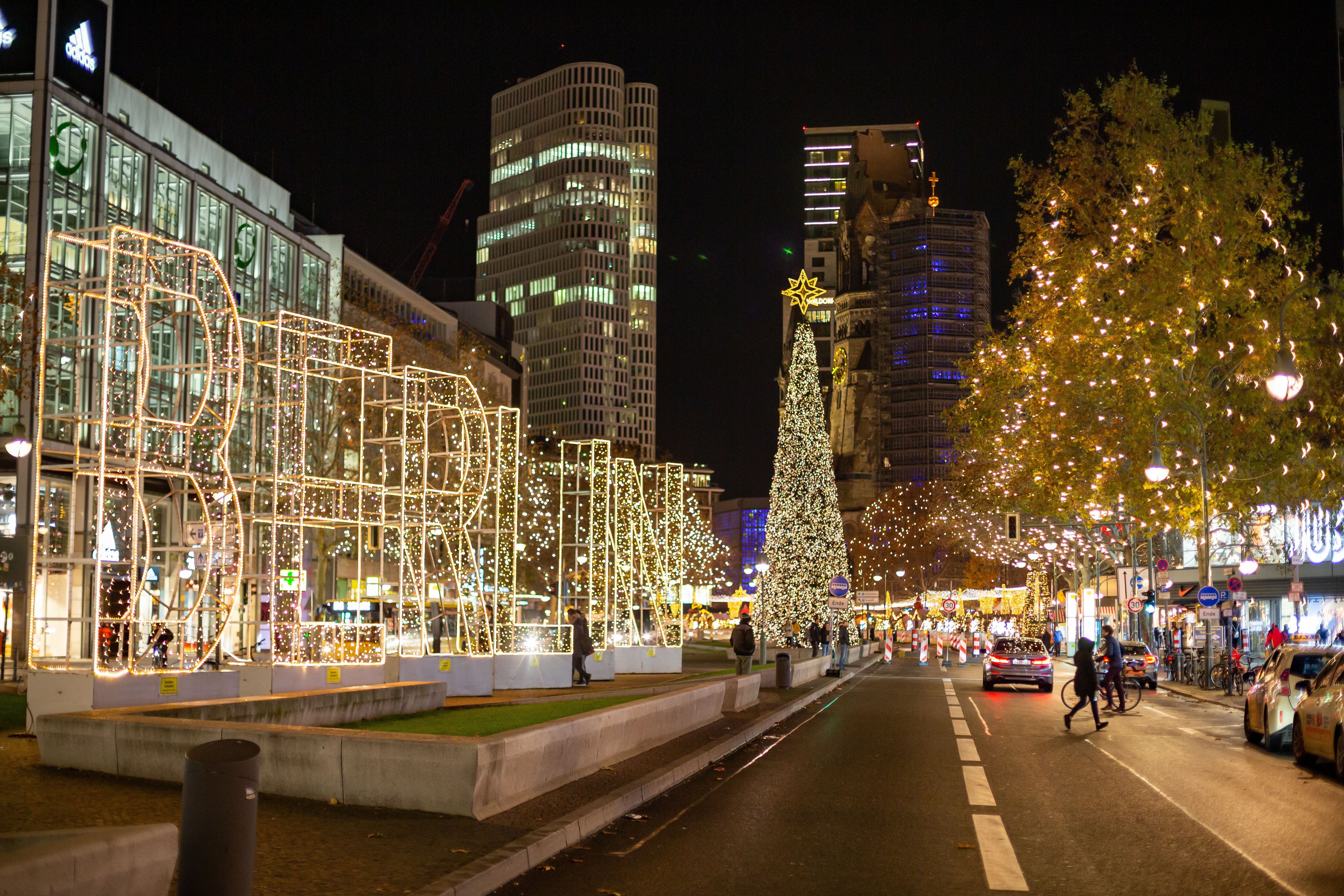 Berlin: Weihnachtsbeleuchtung am Kudamm könnte ausfallen – weil über 300.000 Euro fehlen