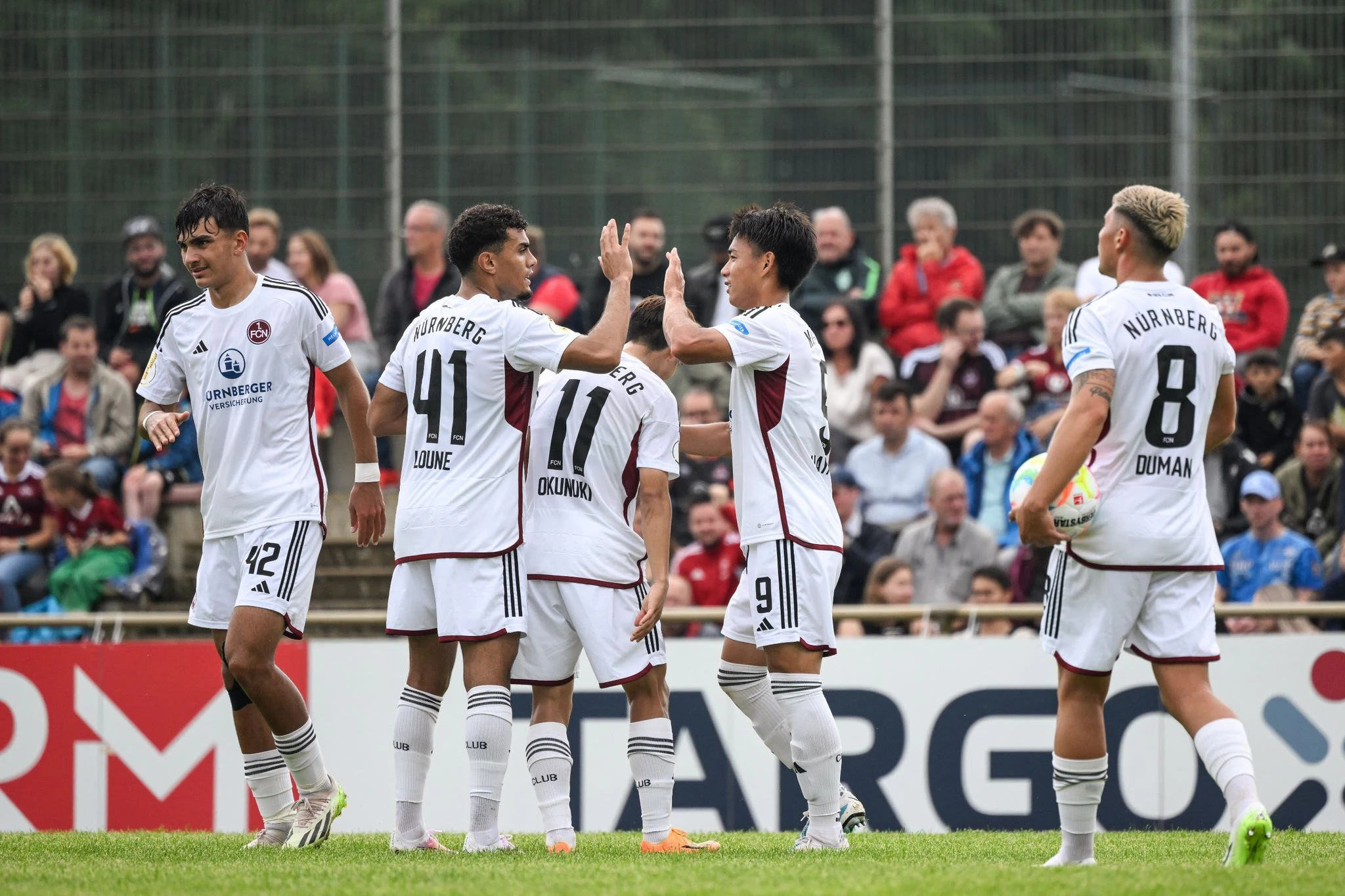 Der 1. FC Nürnberg setzte sich ohne Mühe bei Oberneuland durch.  