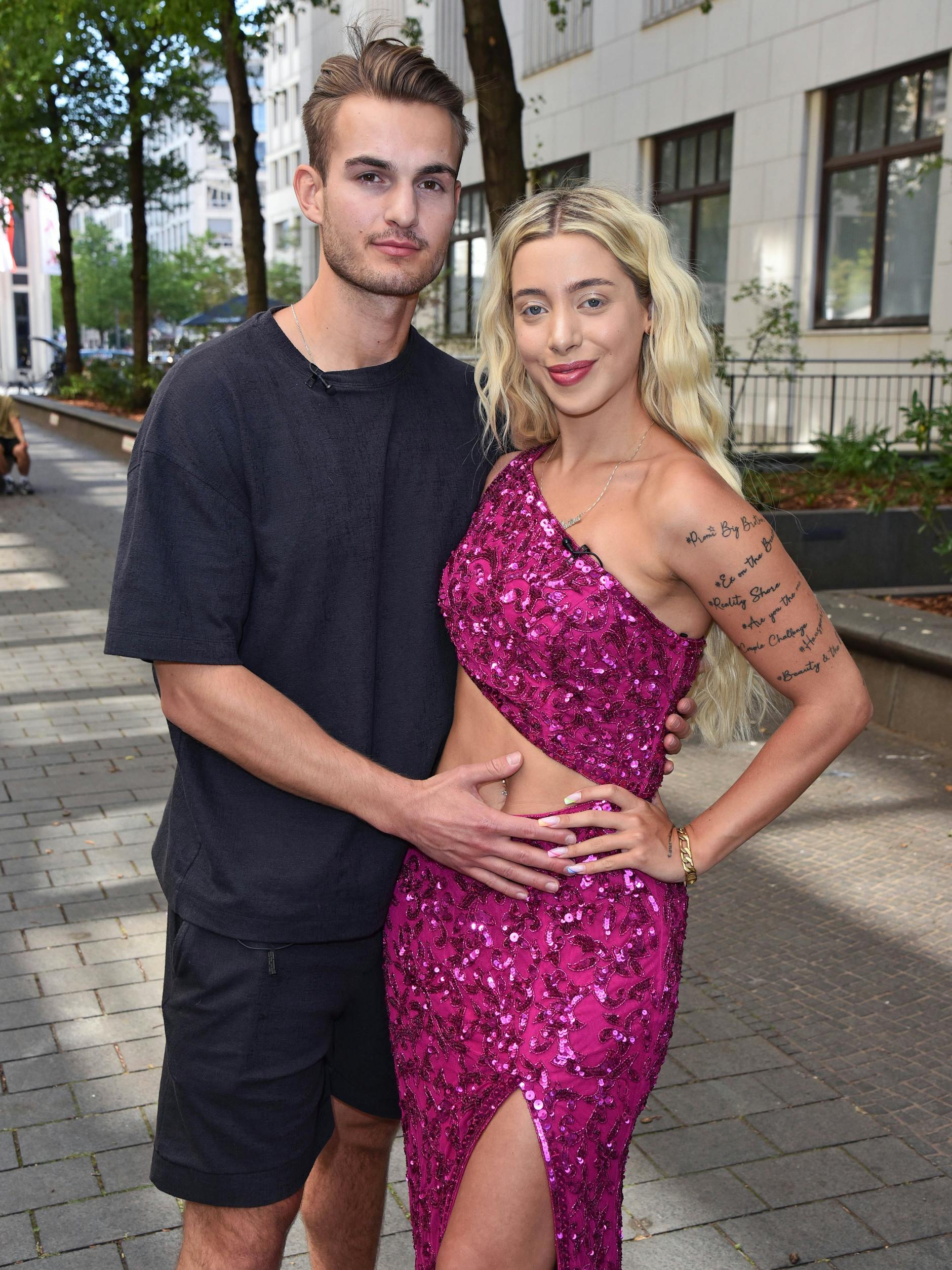 Walentina und ihr Partner Can Kaplan verließen die Pressekonferenz vom Fame Fighting.