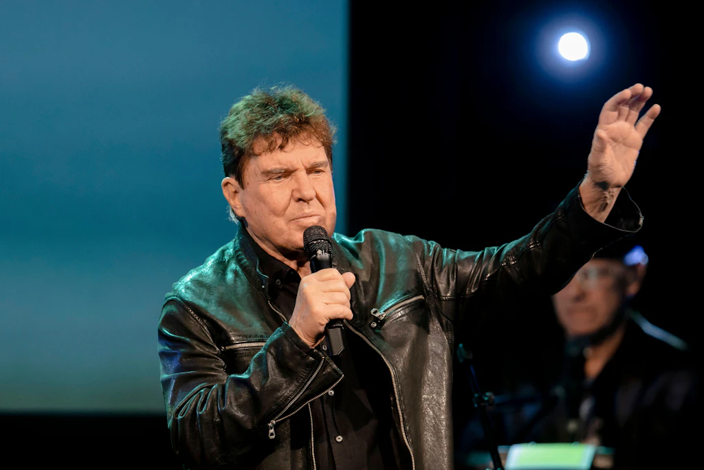 Frank Schöbel: Auf der neuen CD ist ein Lied, das er vor Honecker sang