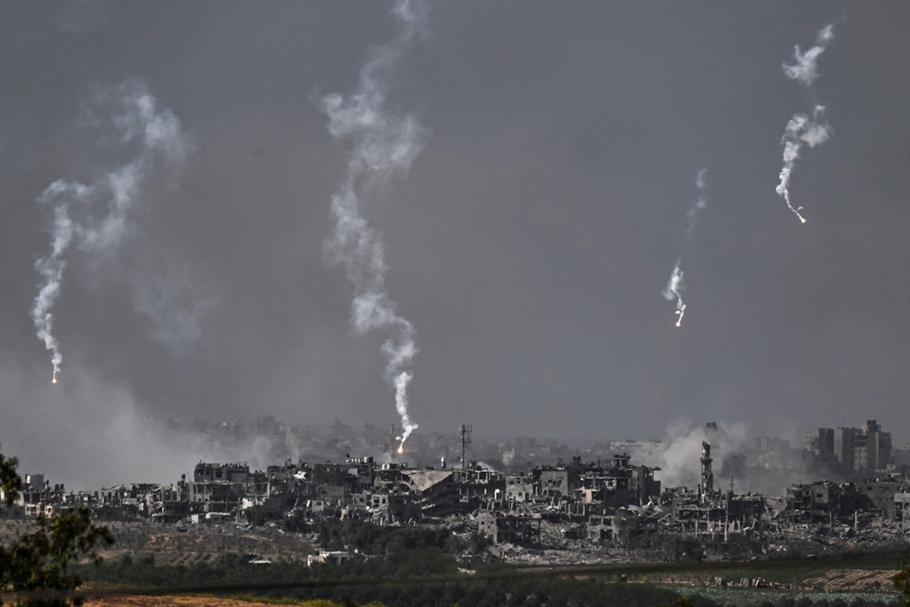 Liveticker Israel-Krieg: IDF verkündet Tod von Hamas-Kommandeur ++ Israel: Mindestens 240 Geiseln in den Gazastreifen verschleppt