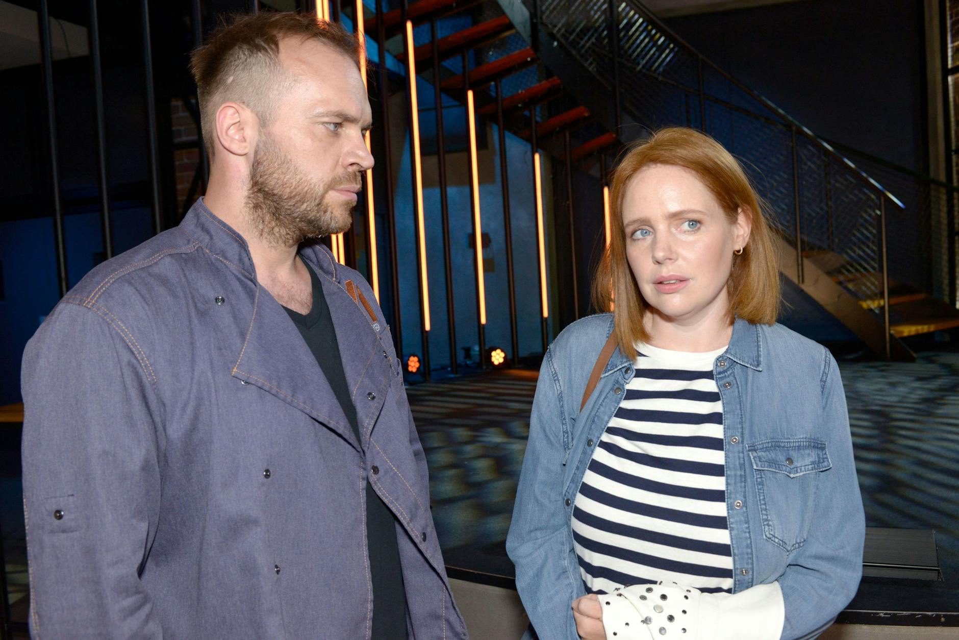 Erik und Toni wissen nicht, wie sie miteinander umgehen sollen.