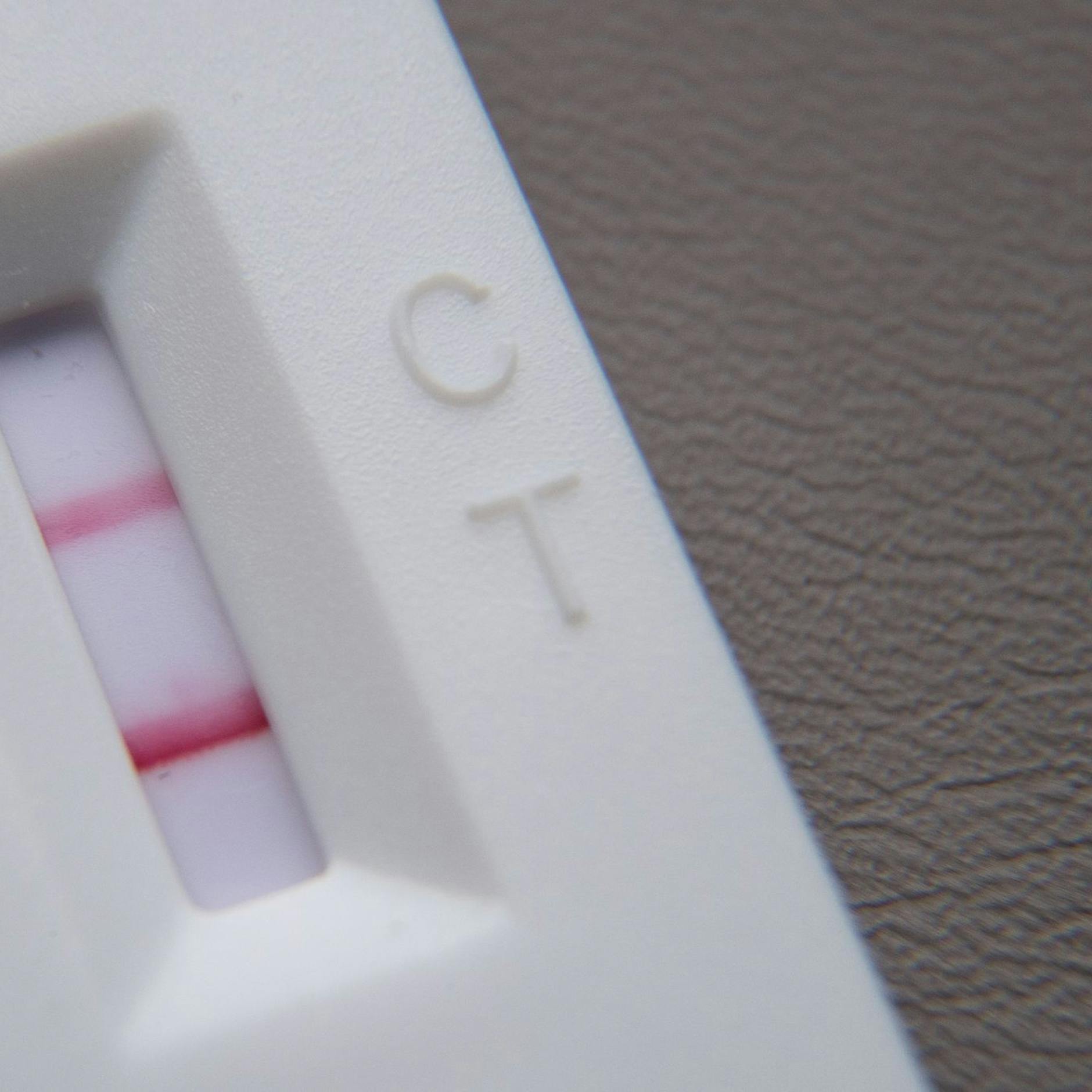 Image - Mit Omikron infizierte Kinder sind etwa drei Tage ansteckend