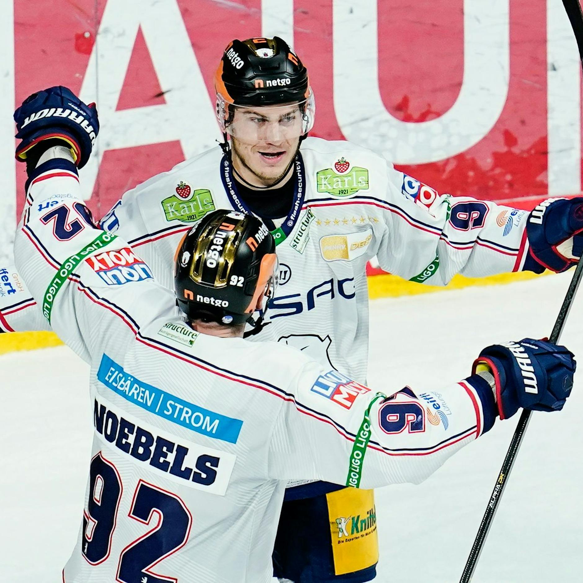 Schienen-Trick: Eisbären rollen von Sieg zu Sieg