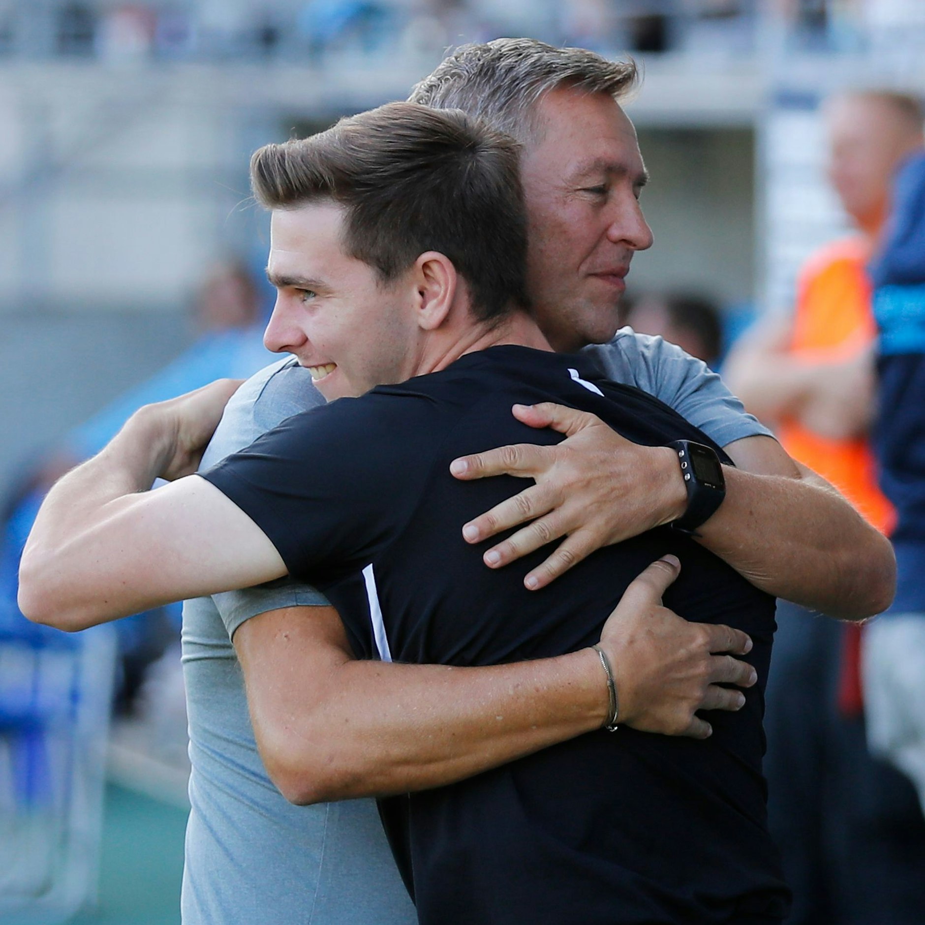BFC-Trainer Dirk Kunert (h.) vertraut seinem Assistenten Nils Weiler voll und ganz.