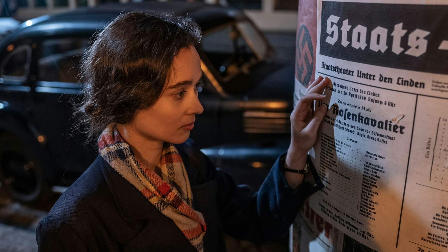 Die junge Margot (Julia Anna Grob) geht nach der Deportation ihres Bruders und ihrer Mutter in den Untergrund und versteckt sich vor der Gestapo.
