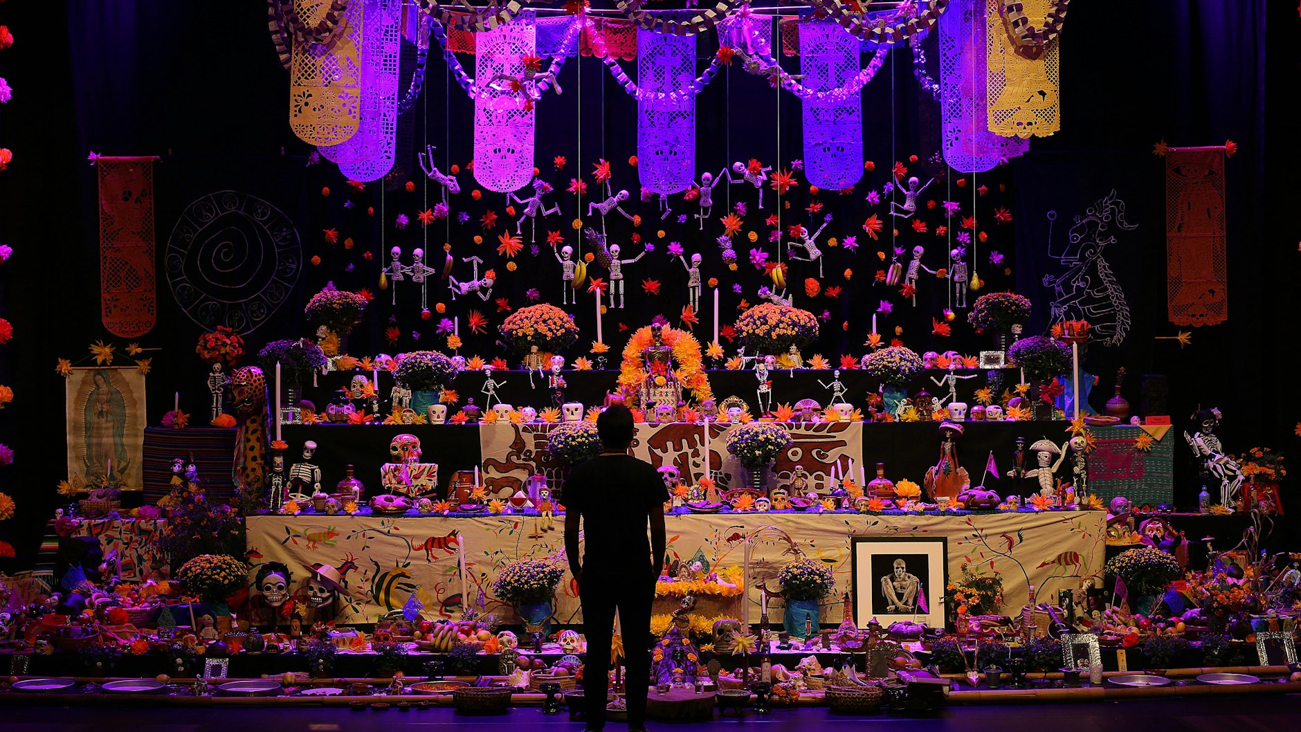 Die Ofrenda, das zentrale Element des Totenfests.