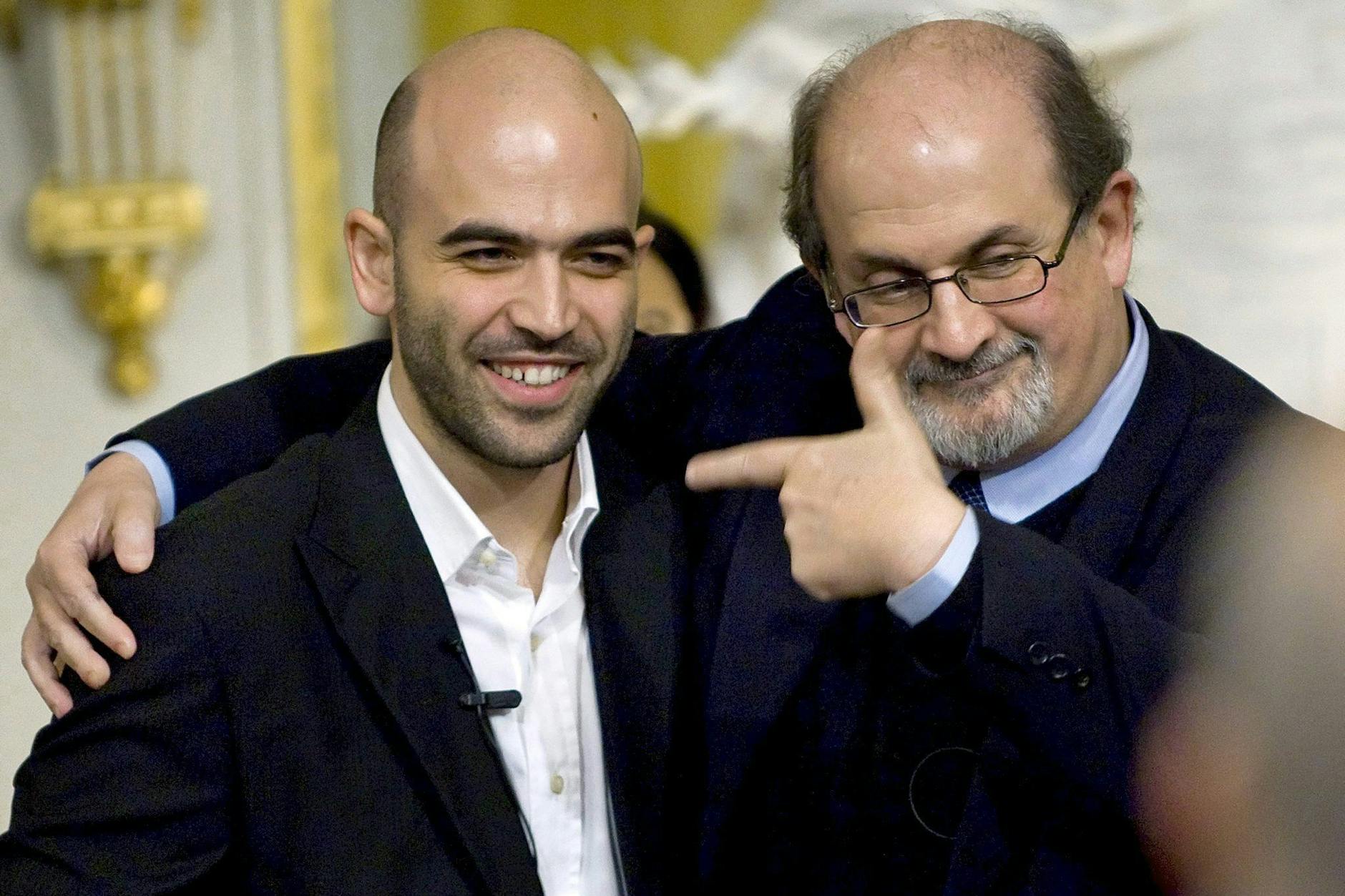 Saviano mit Rushdie während einer gemeinsamen Veranstaltung 2008.