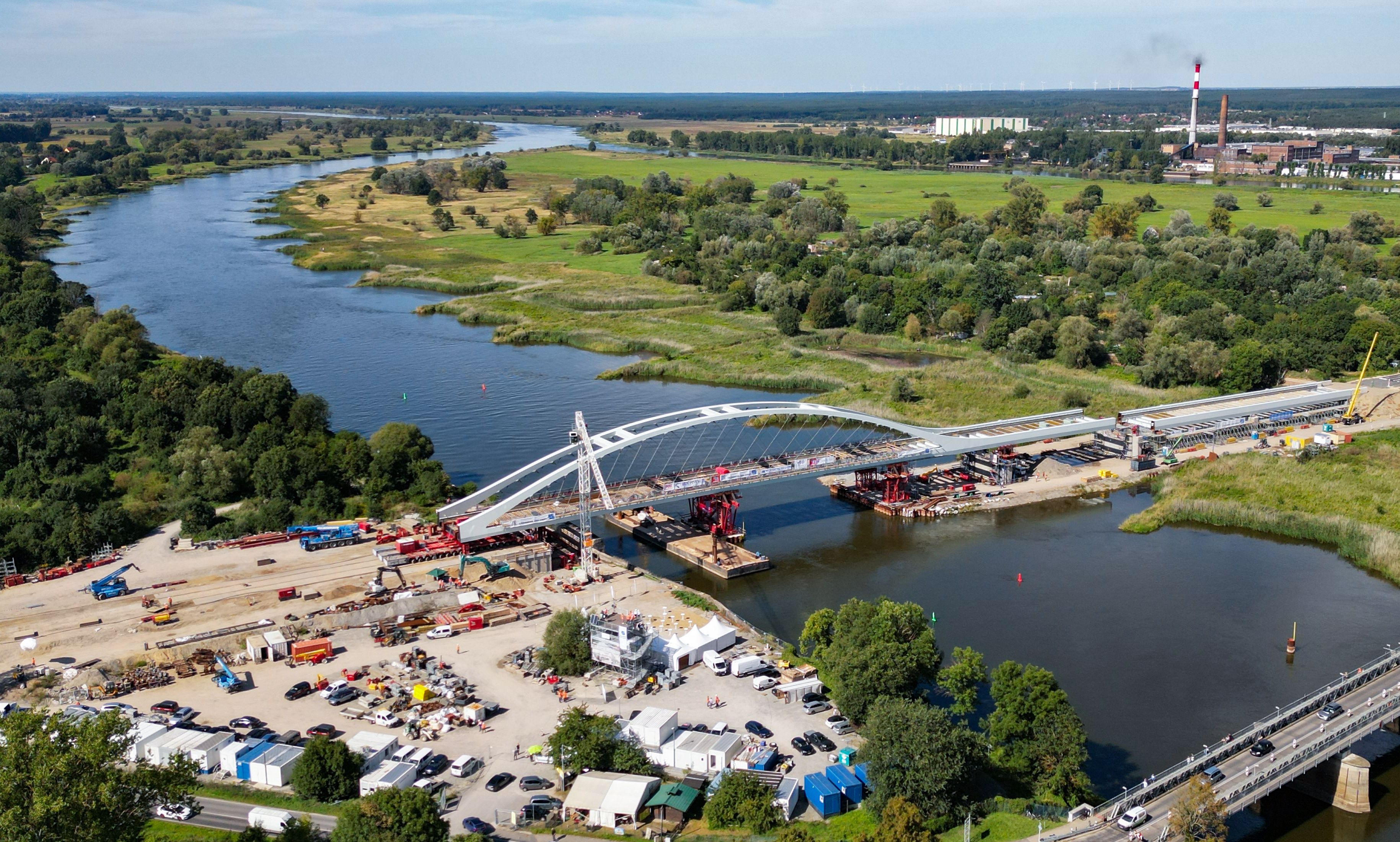 Oderbrücke nach Küstrin, Polen: Berlin erhält eine internationale Bahnverbindung zurück