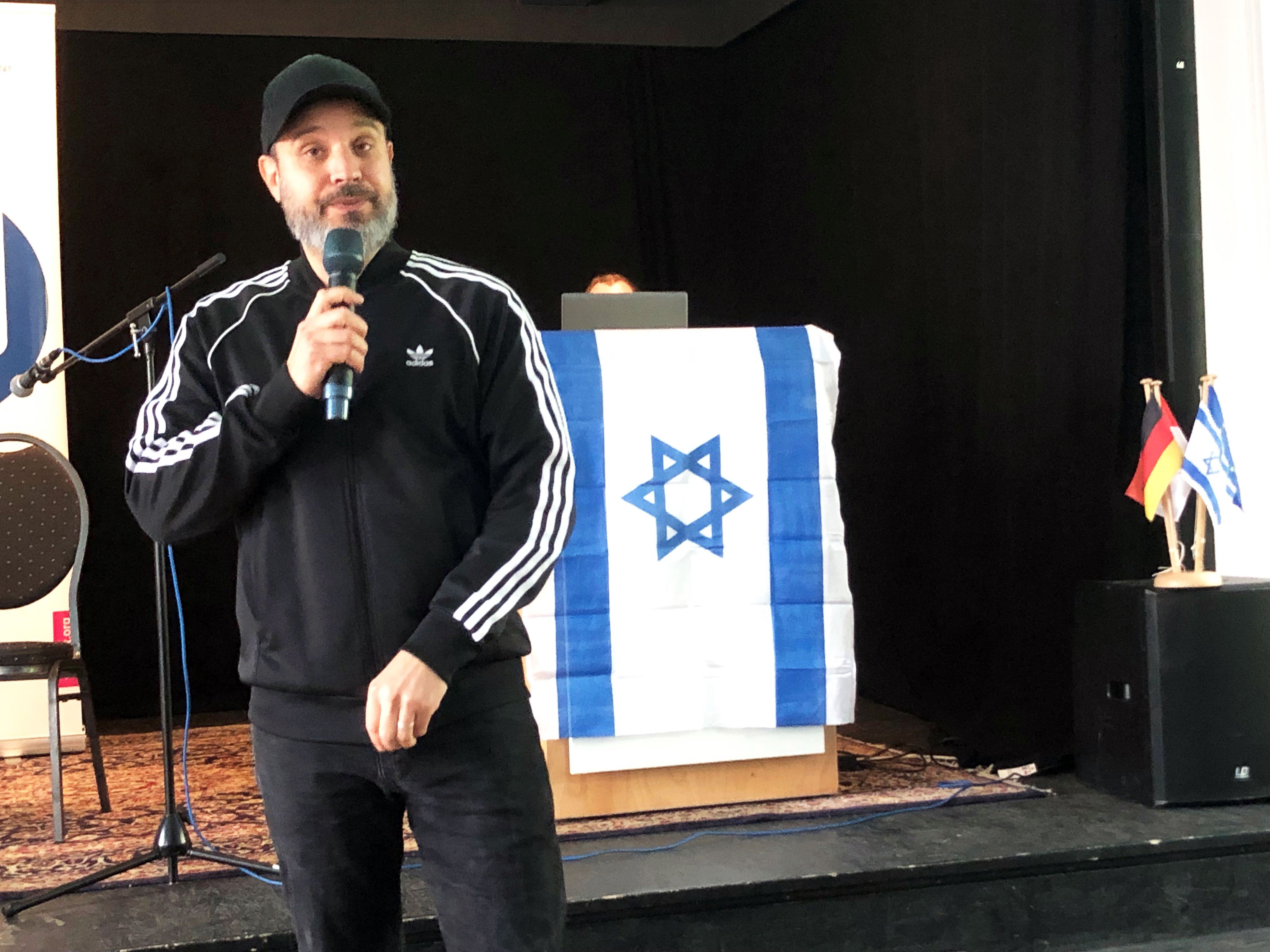 K.I.Z: Berliner Rap-Trio kritisiert Nato, plädiert für Pazifismus in ...