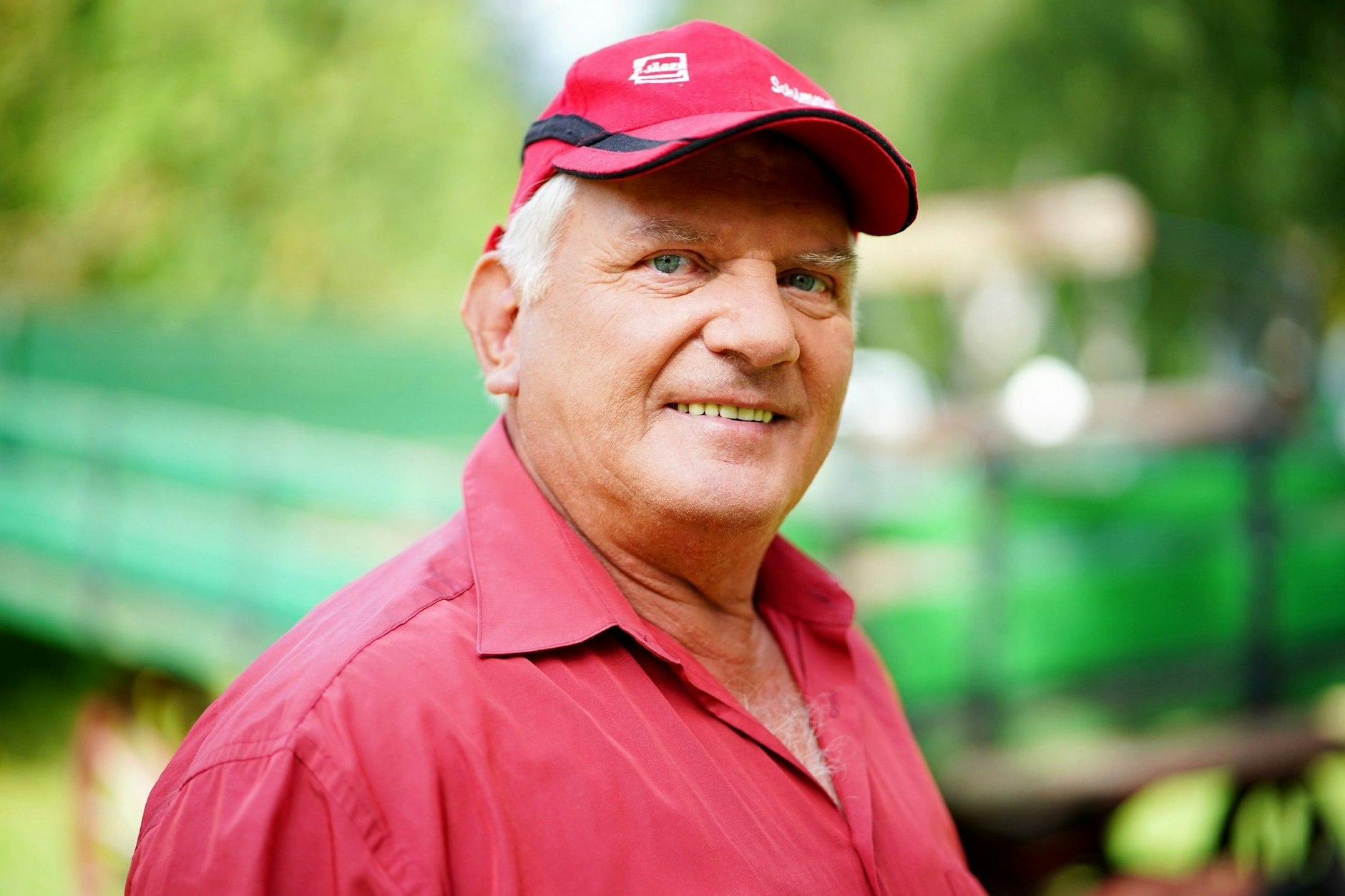 Hobby-Pferdebauer Dietrich-Max-Helmut sucht bei „Bauer sucht Frau“ die große Liebe.