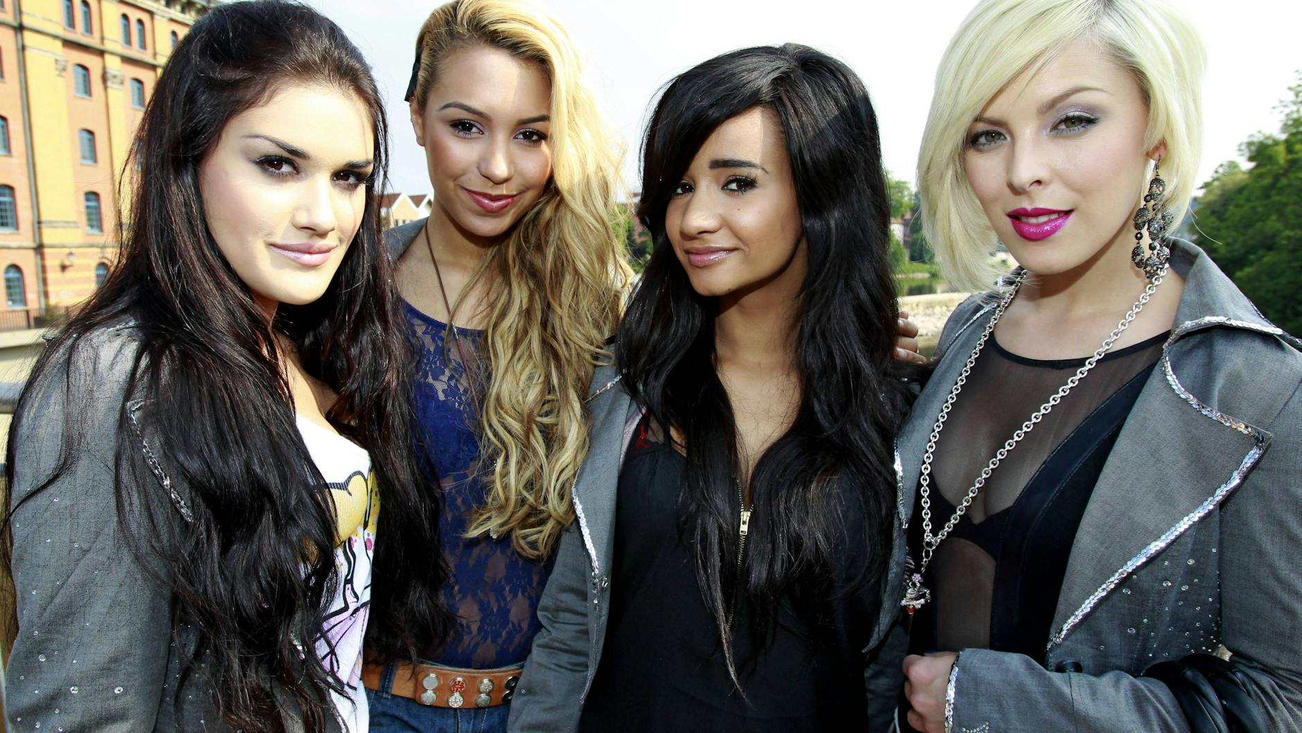 Von 2008 bis 2013 war Gabby Mitglied der Girlband Queensberry.