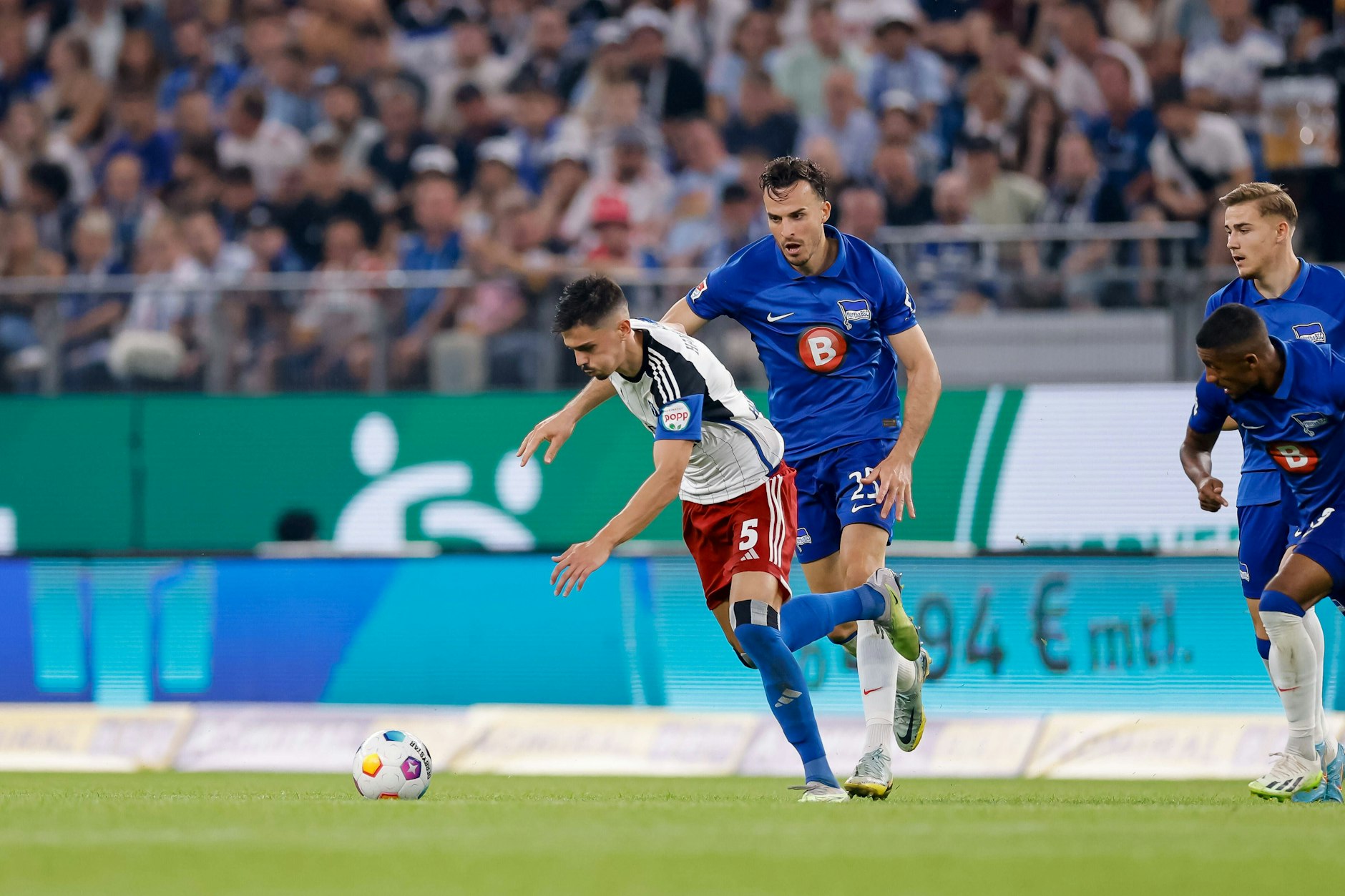 Hertha BSC hatte Losglück und spielt im Pokal-Achtelfinale wieder im Olympiastadion gegen den Hamburger SV.