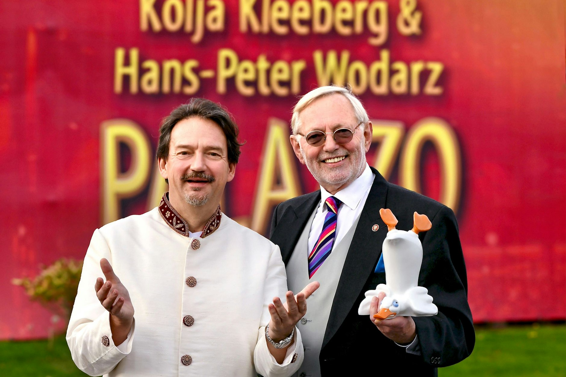 Hans-Peter Wodarz (r.) und Kolja Kleeberg laden wieder zur Palazzo-Show nach Berlin.