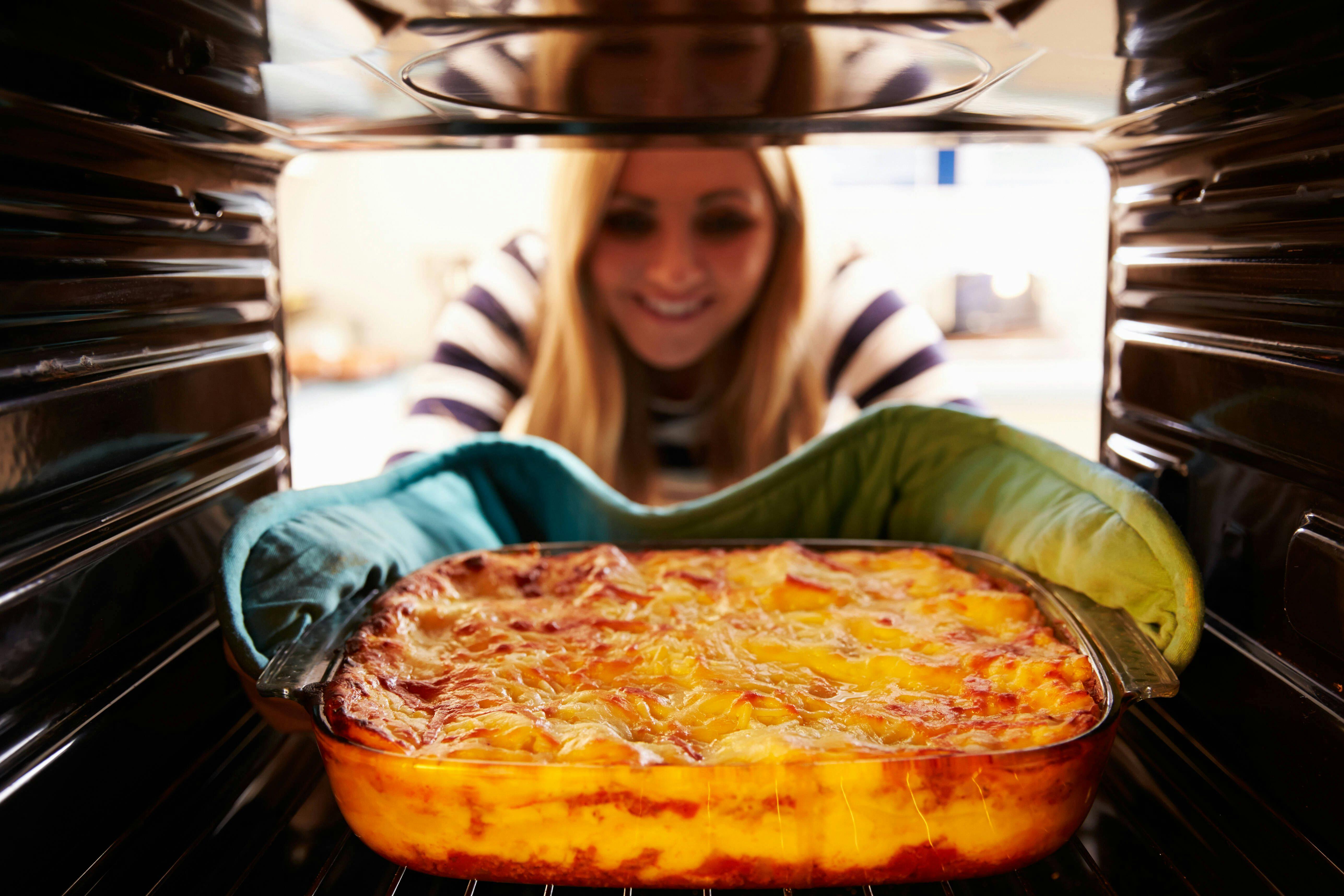 Rezept für Kartoffelgratin: Sahnekartoffeln mit Käse aus FÜNF Zutaten