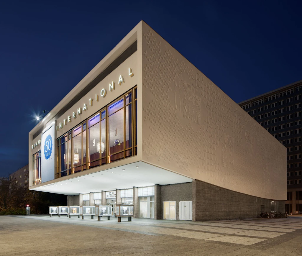 DDR-Kino mit Atombunker: So kommen Sie jetzt ins Kino International!
