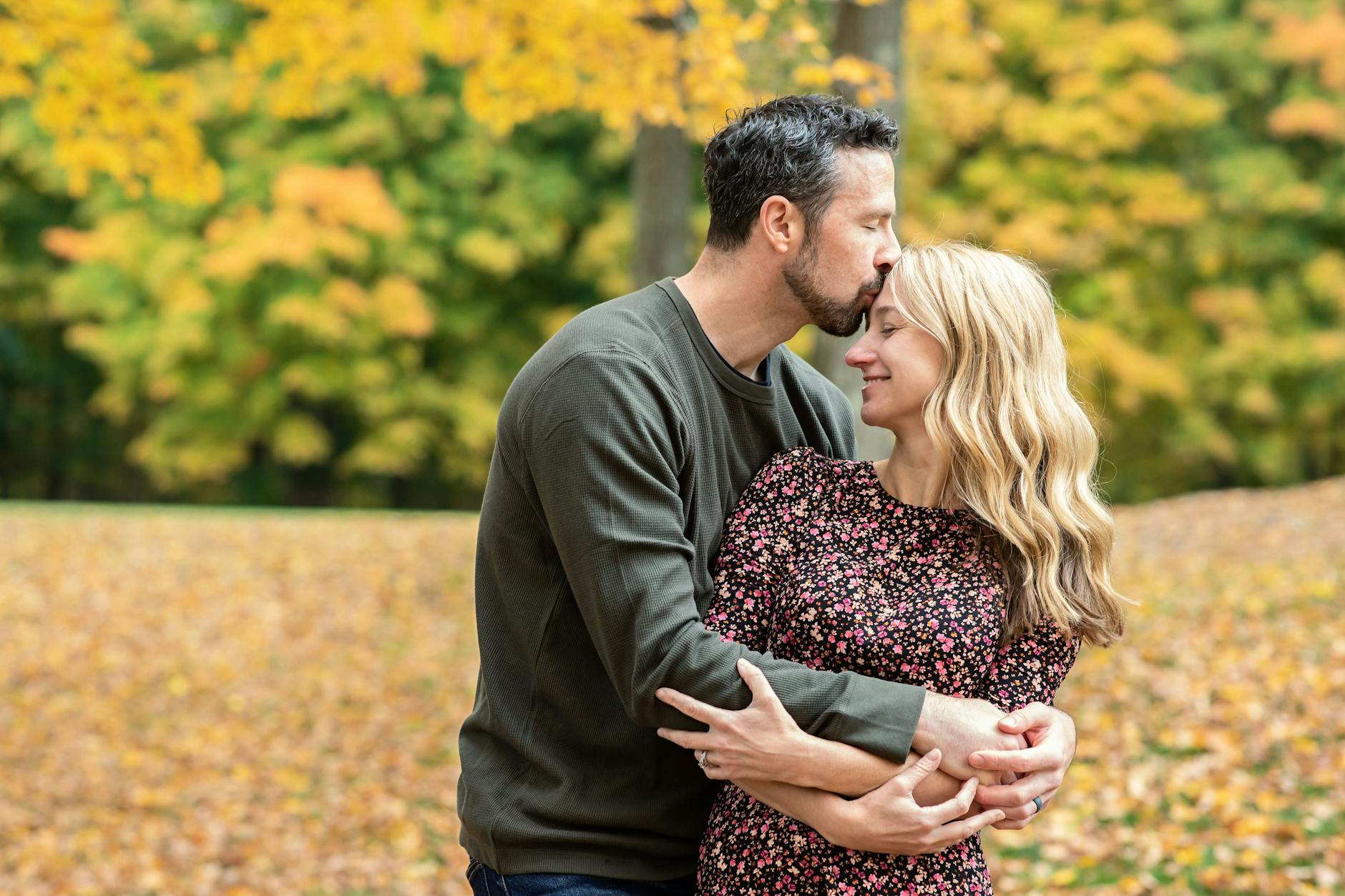 Laut Horoskop spüren einige Sternzeichen im November Amors Segen.