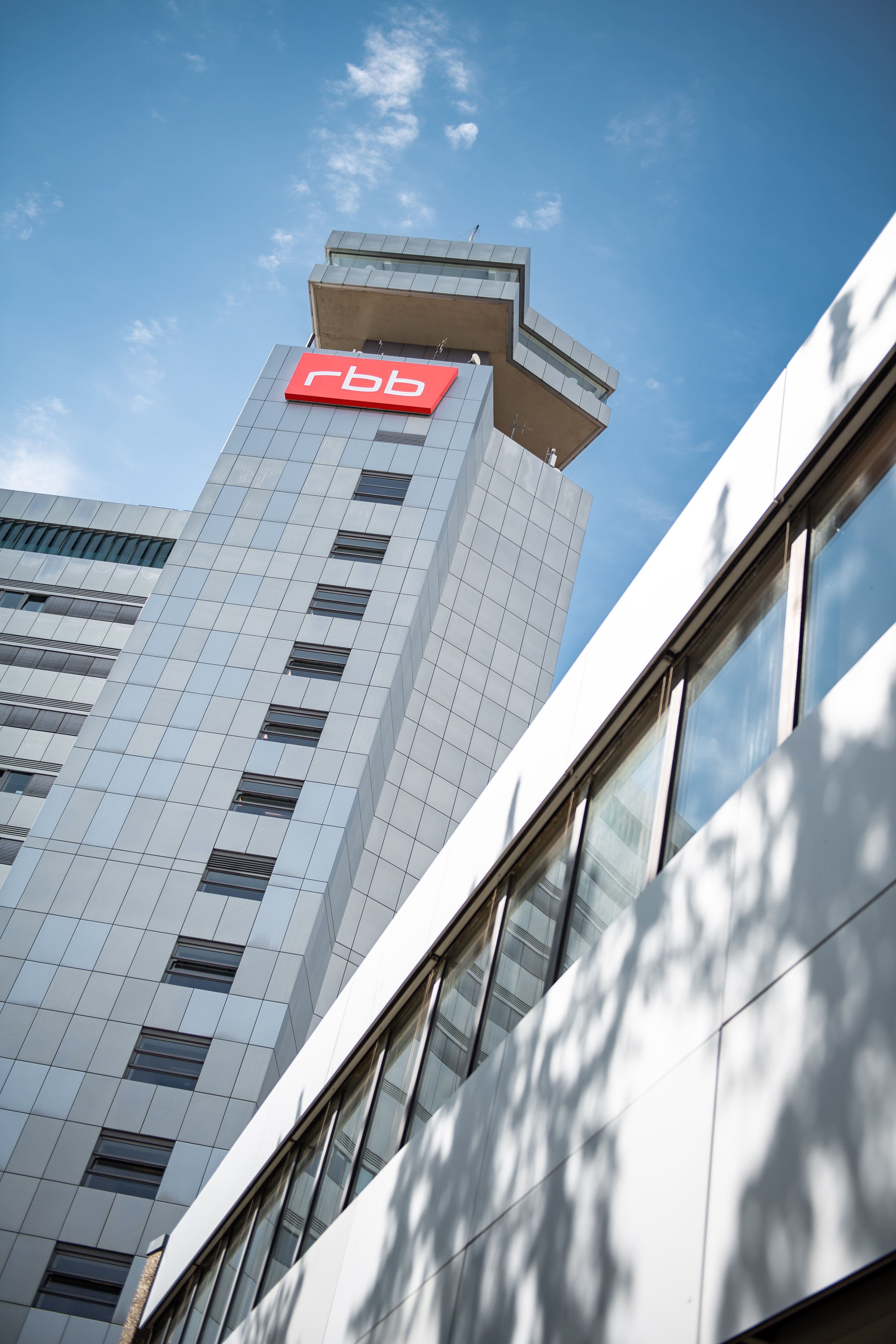 Neuer Rundfunkstaatsvertrag für den RBB: Personen mit ostdeutscher Biografie bevorzugen