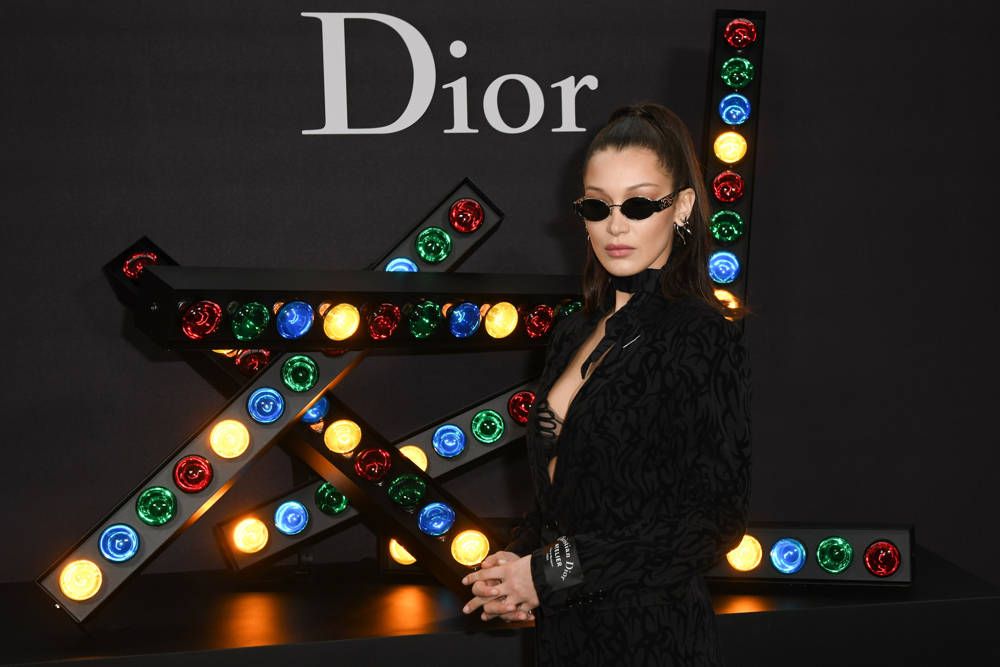 „Boykott Dior“: Gerücht über Rauswurf von Bella Hadid  nach Israel-Kritik löst Shitstorm aus