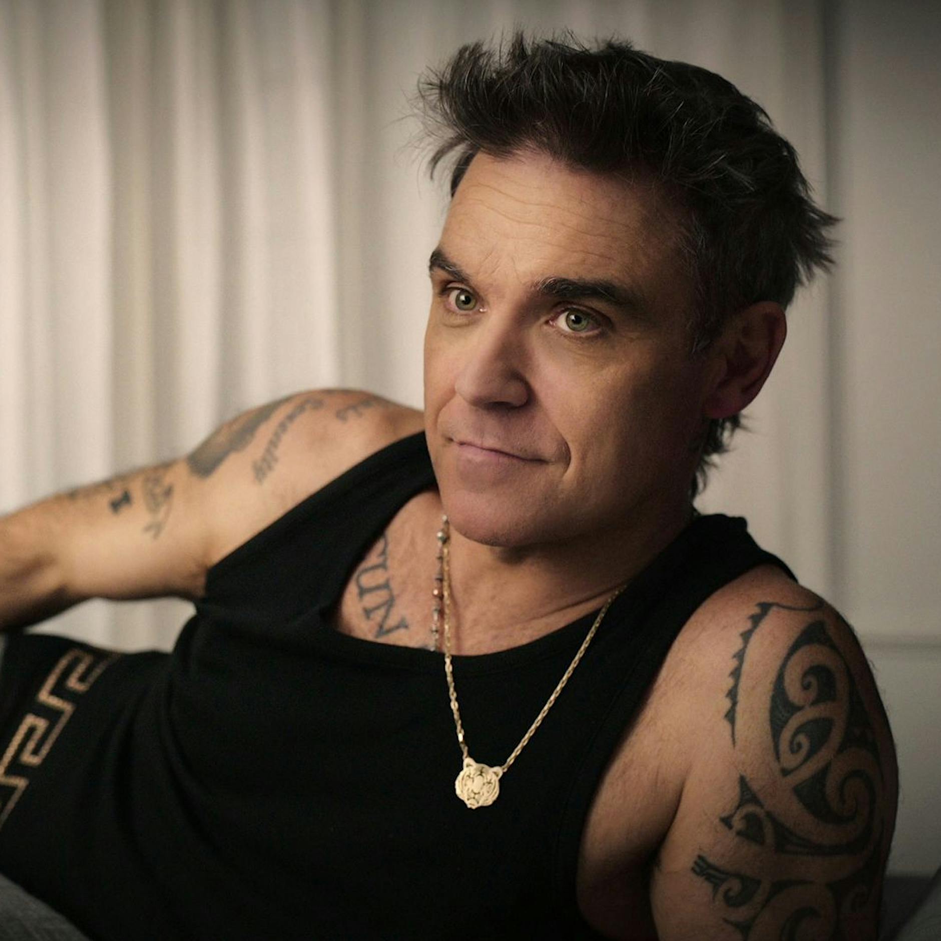 Im Bett mit Robbie Williams: Neue Netflix-Doku geht ganz nah ran
