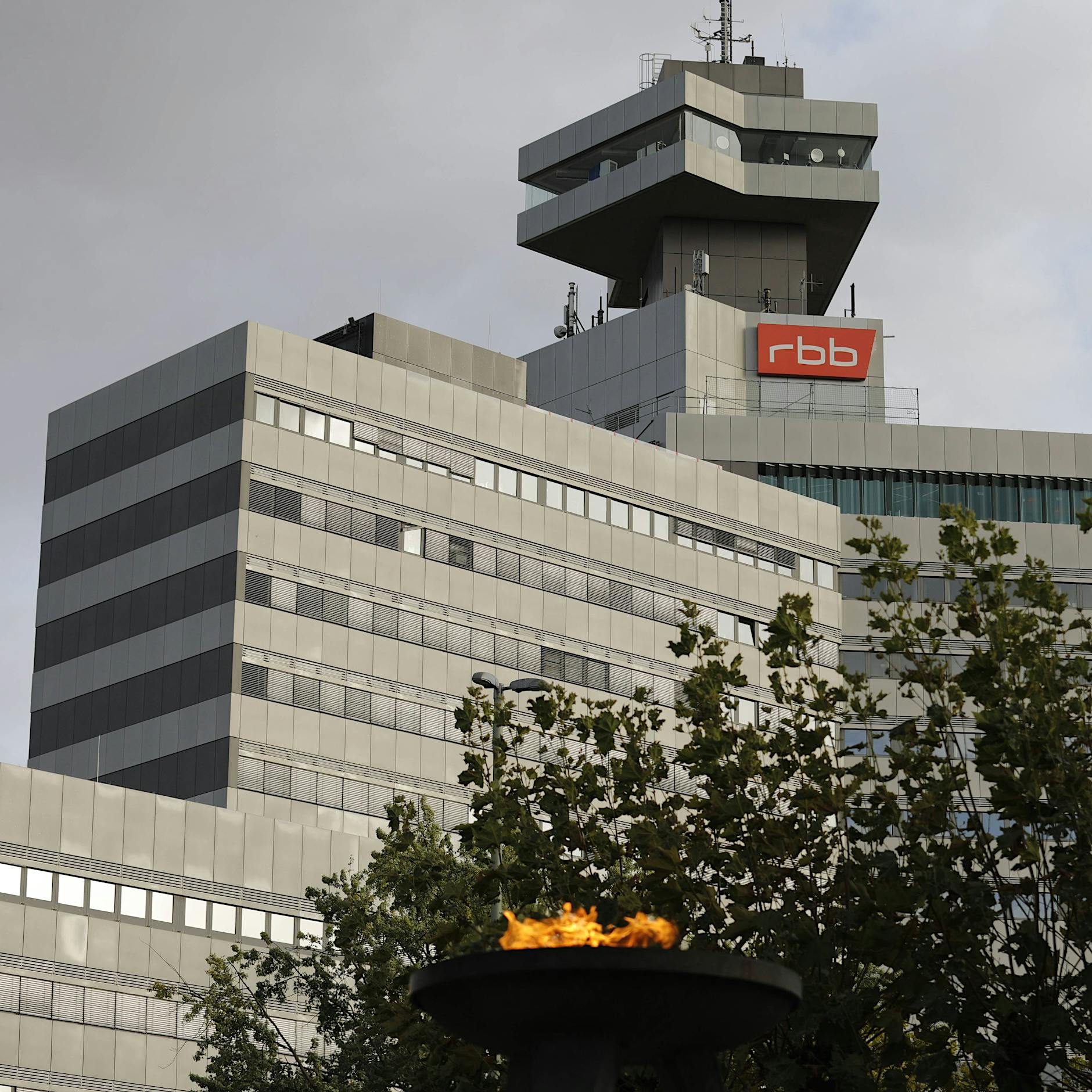 Klagen vor höherer Instanz: Ex-RBB-Führungskräfte wollen Kündigung nicht hinnehmen