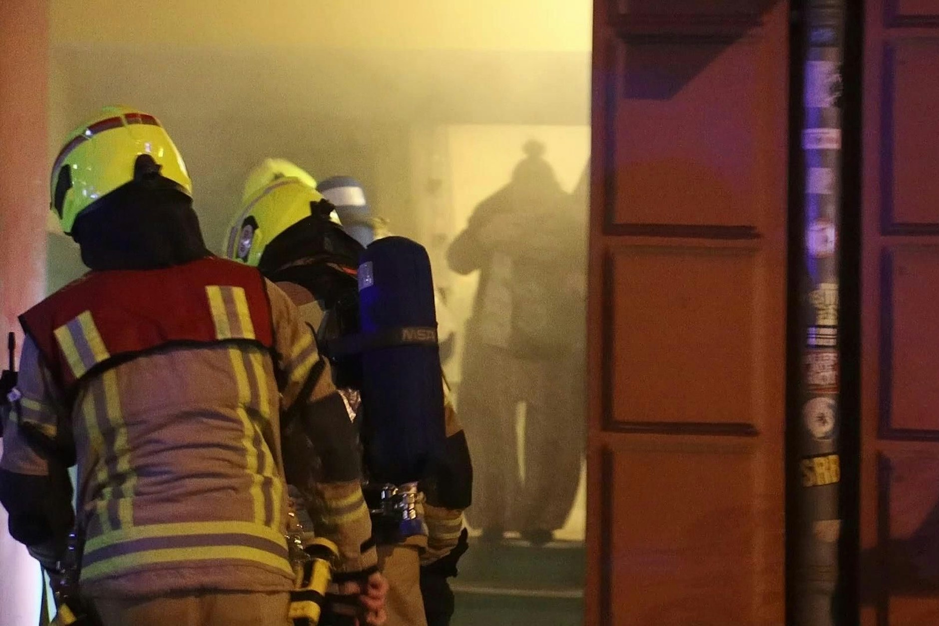Bei einem Brand in Oberschöneweide waren 71 Feuerwehrleute im Einsatz.