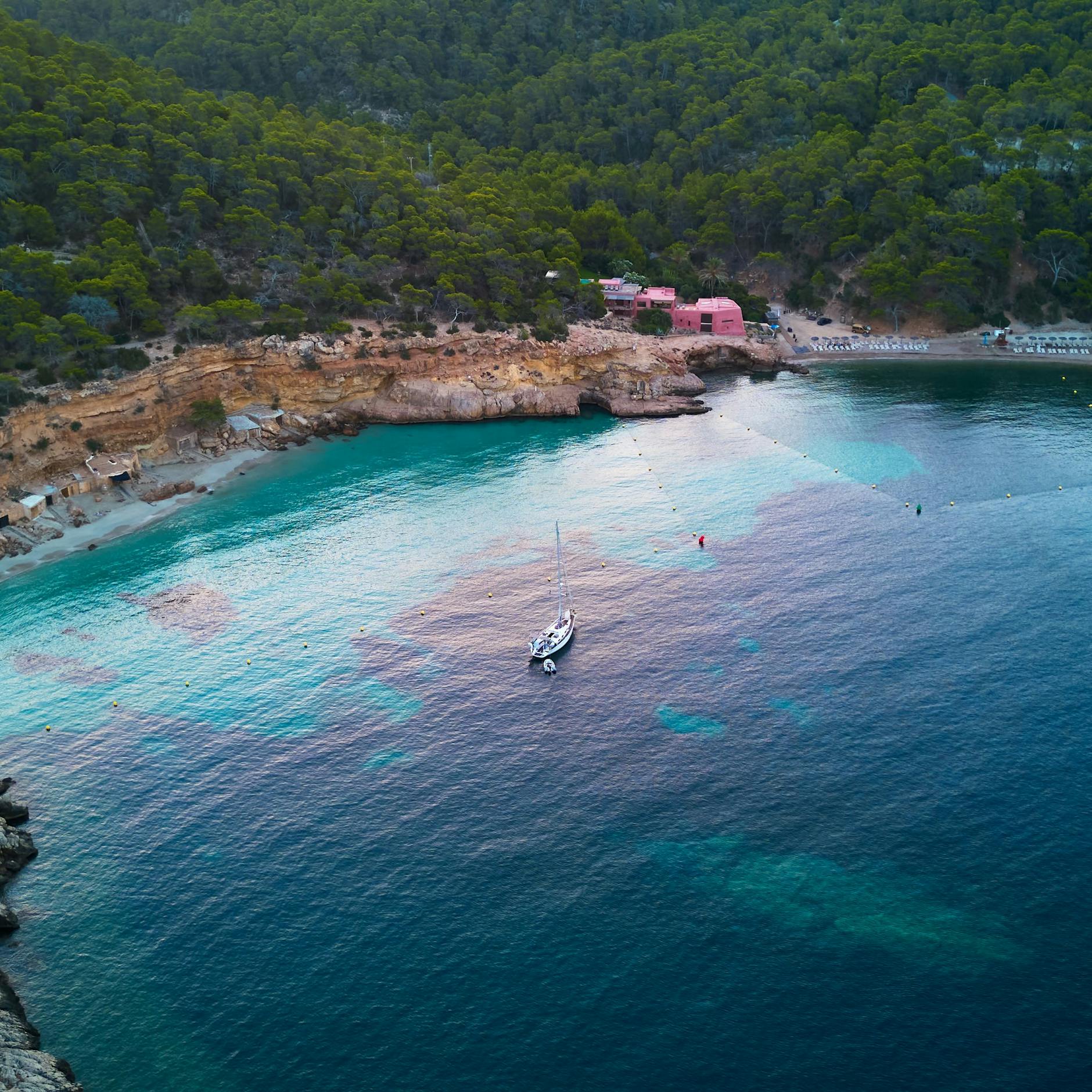 Image - Ibiza: Die Insel der Berliner Aussteiger – jenseits des Techno-Tourismus