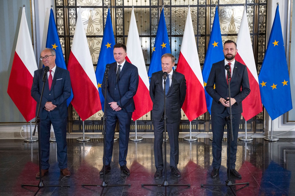 Opposition in Polen unterschreibt Koalitionsvertrag trotz fehlendem