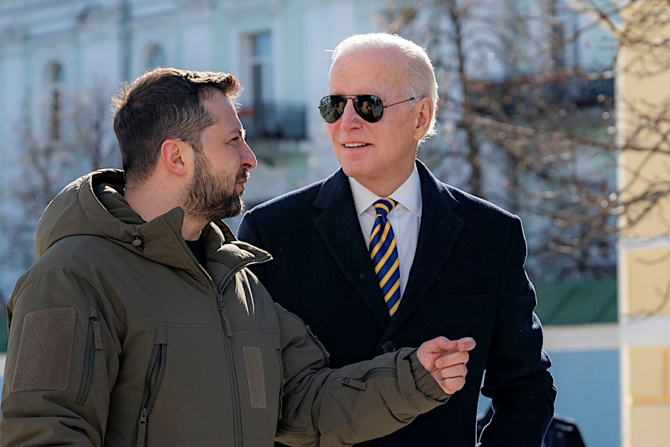 US-Präsident Joe Biden (r.) mit dem ukrainischen Präsidenten Wolodymyr Selenskyj in Kiew.