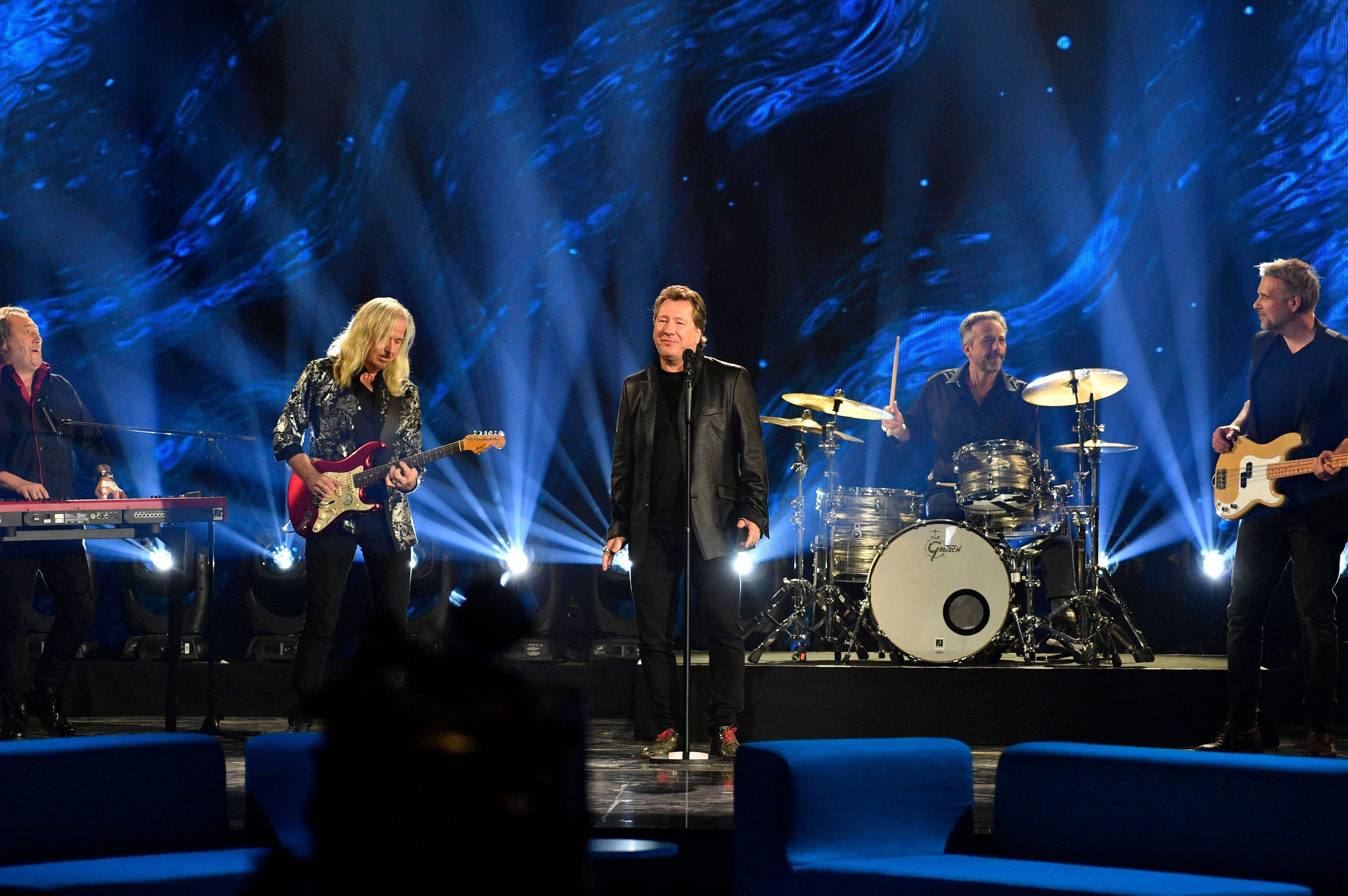 Image - Beatrice Egli stellt Karat vor, als würde keiner die DDR-Band kennen