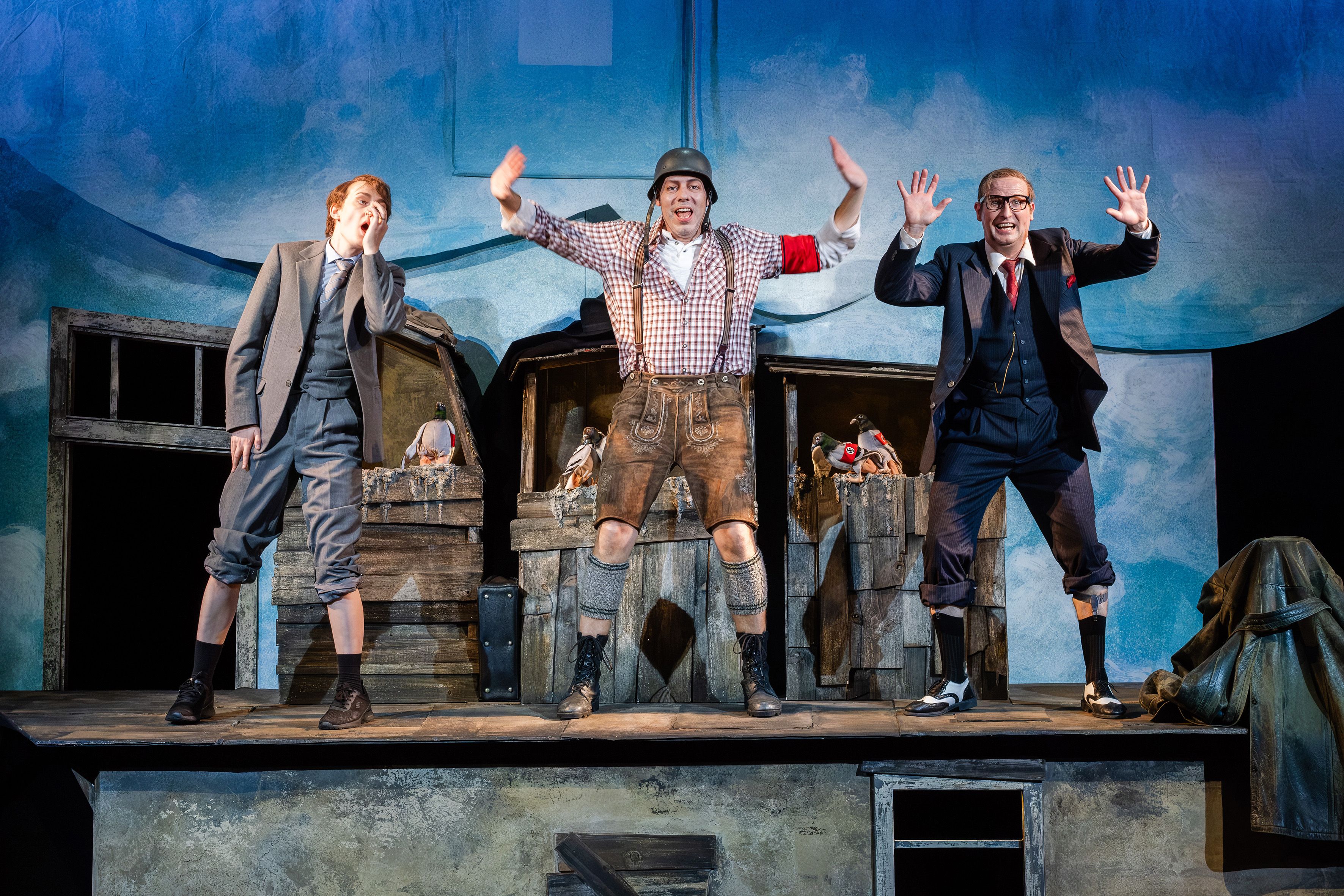 Image - Adolf Hitler wird zur Witzfigur! In Leipzig werden Nazis lächerlich gemacht