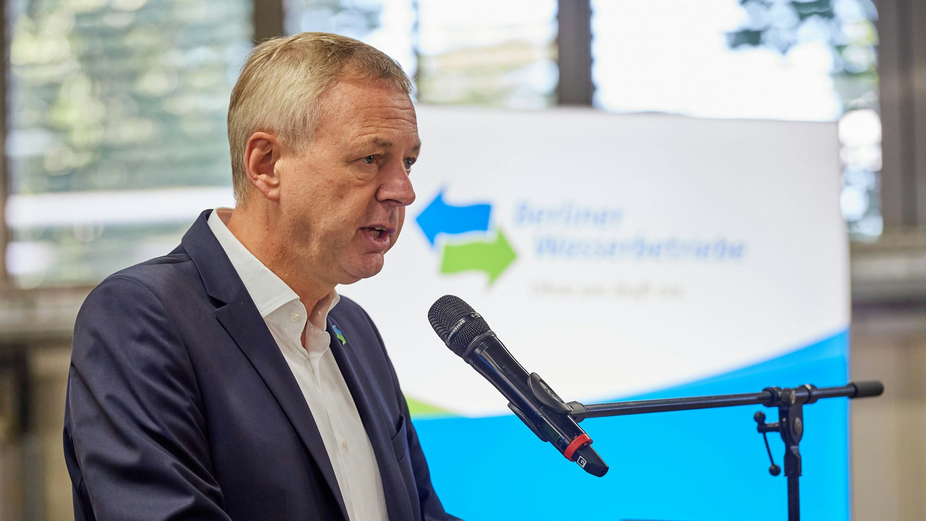 Frank Bruckmann ist der Chef der Berliner Wasserbetriebe und verdient siebenmal mehr als seine Angestellten.