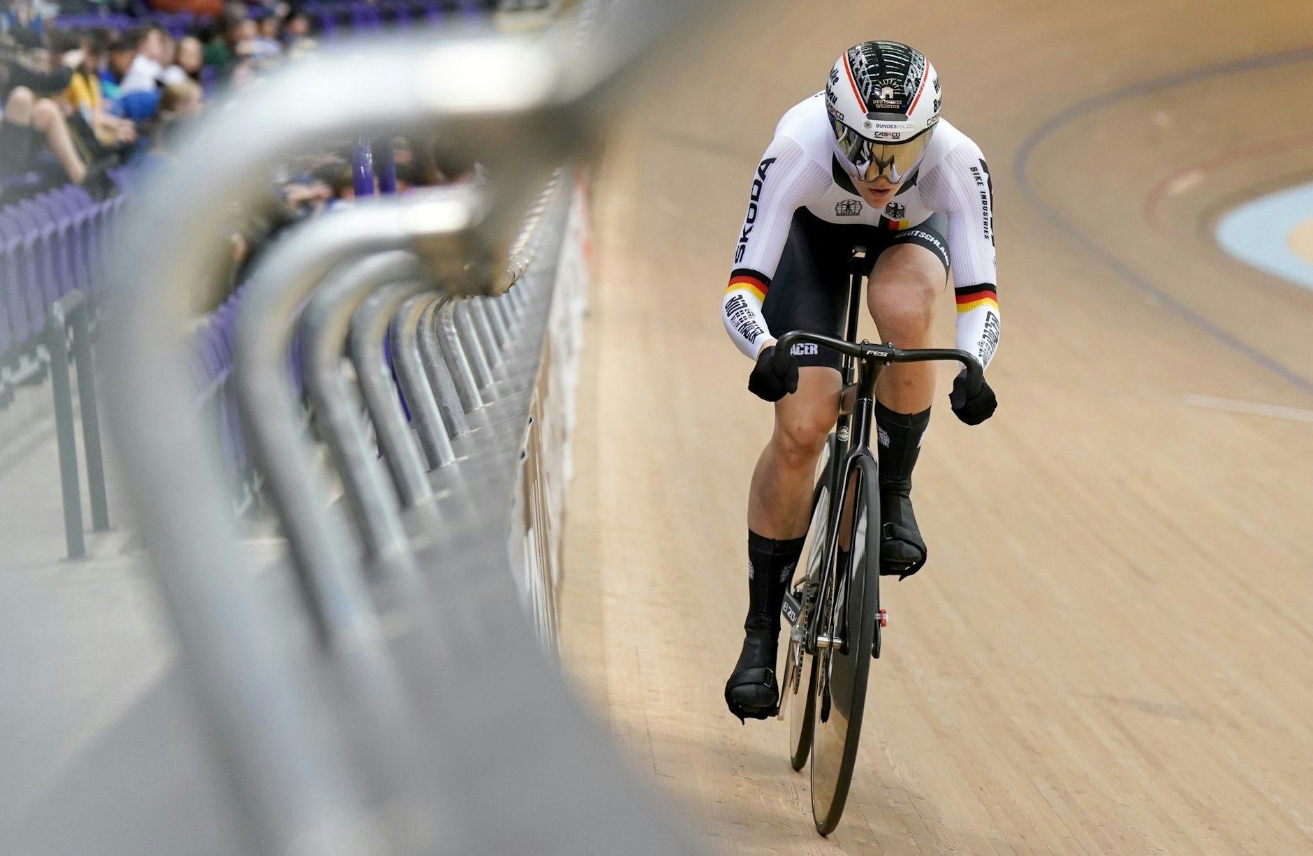 ARCHIV - Liegt in der Gesamtwertung der UCI Track Champions League weiter auf dem zweiten Platz: Alessa-Catriona Pröpster.  ld