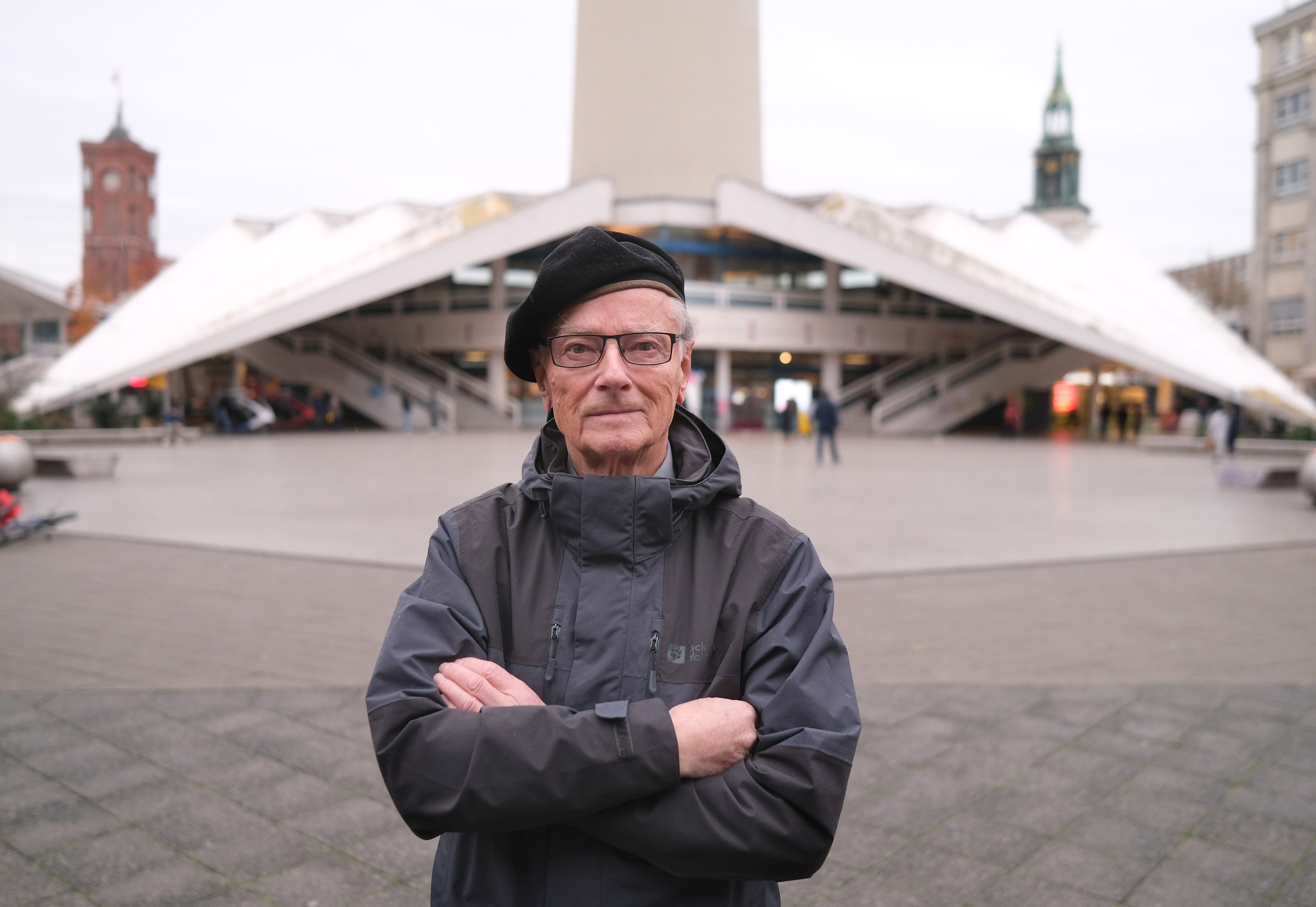 Fernsehturm am Alexanderplatz: Wie dem Berliner Wahrzeichen gezielt die Flügel gestutzt wurden