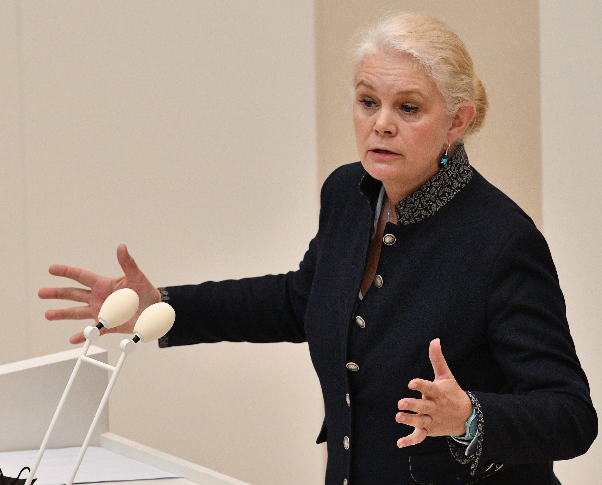 Brosius-Gersdorf-Kritikerin unter Druck: Plagiatsvorwürfe gegen Saskia Ludwig