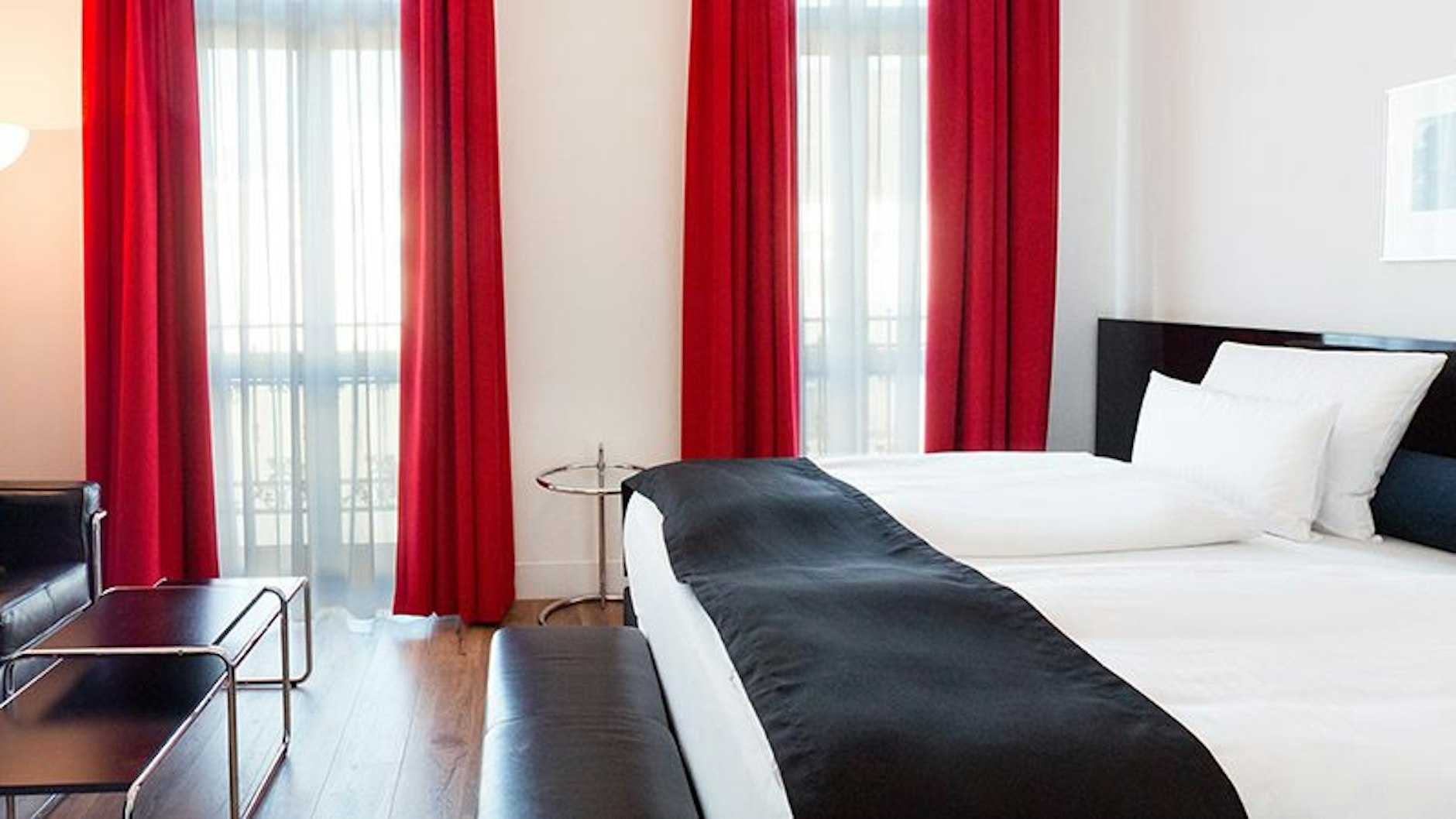 Ein Zimmer im Hotel Dormero